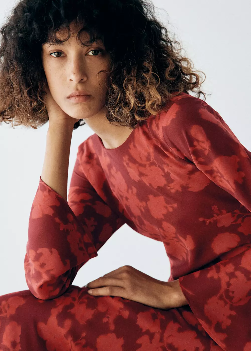 Robe à manches longues avec imprimé à fleurs, MANGO