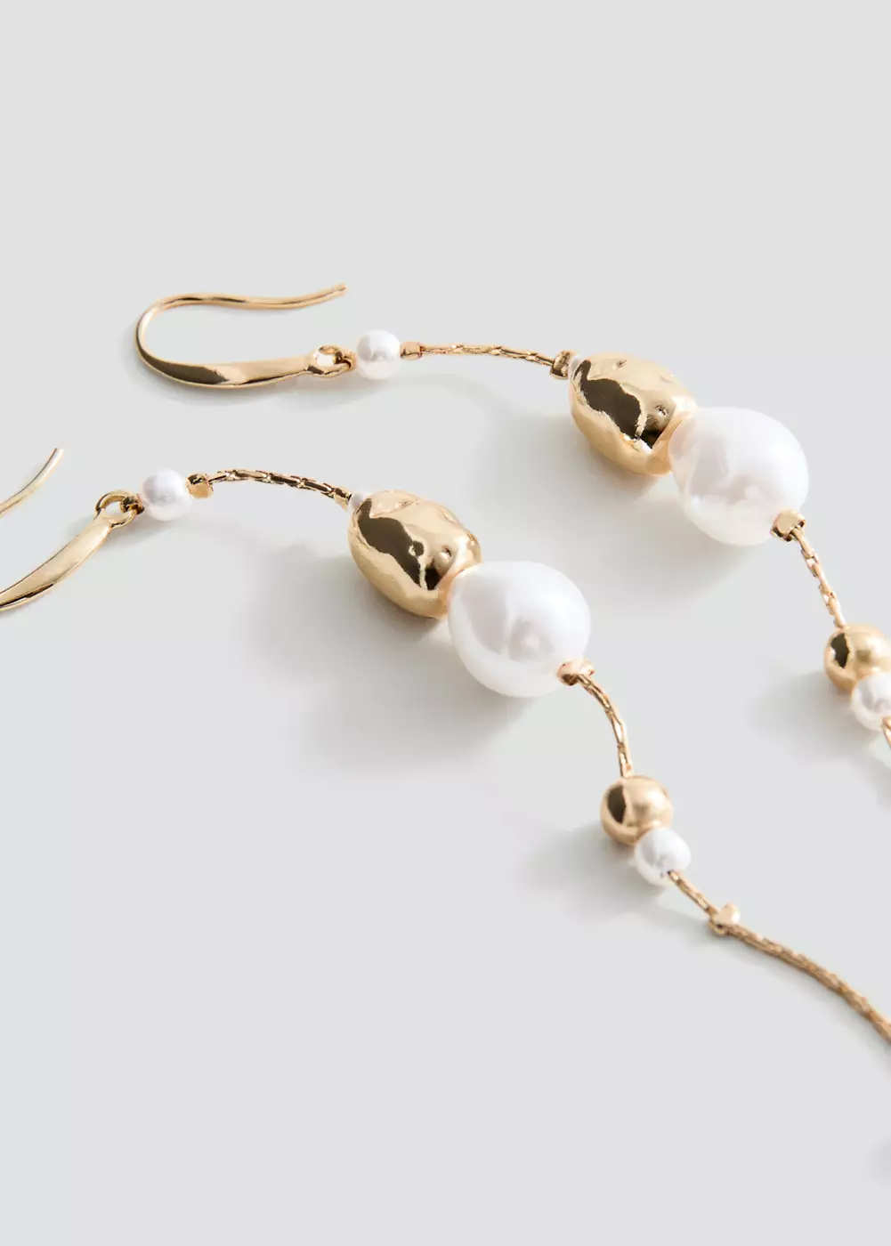 Boucles d’oreilles pendantes perle combinées, MANGO