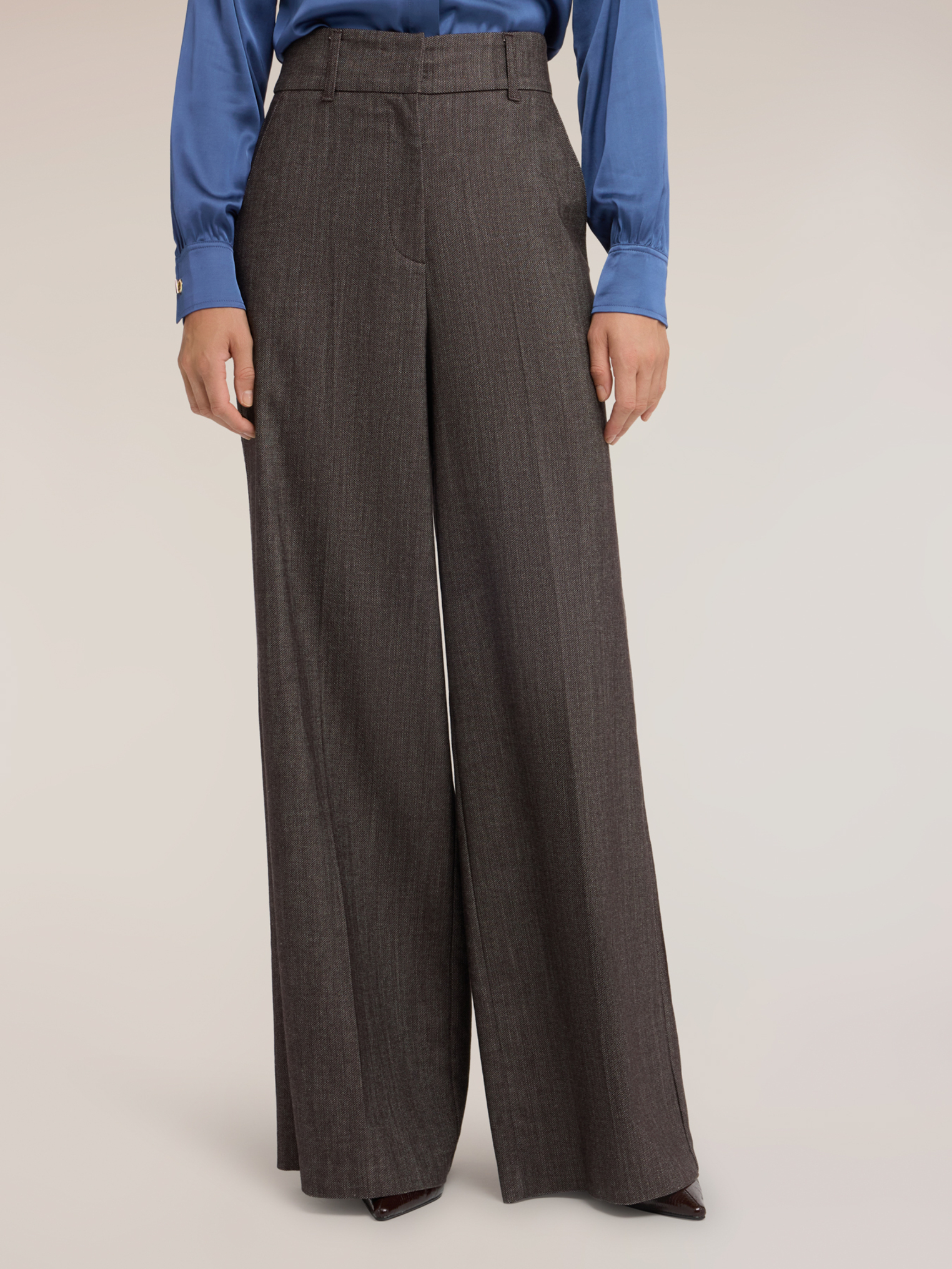 Pantalon palazzo, MOTIVI