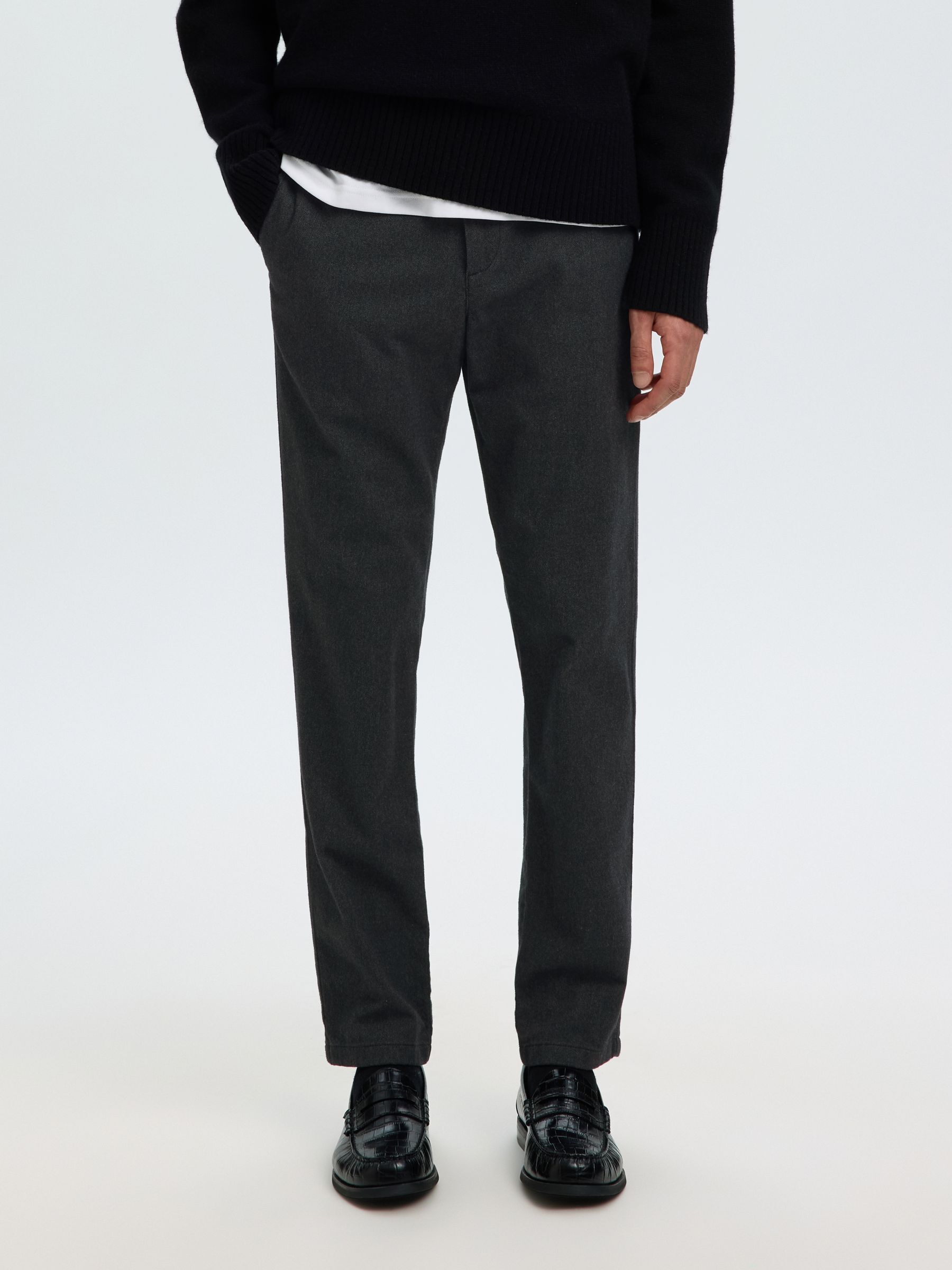 Chinos, SELECTED