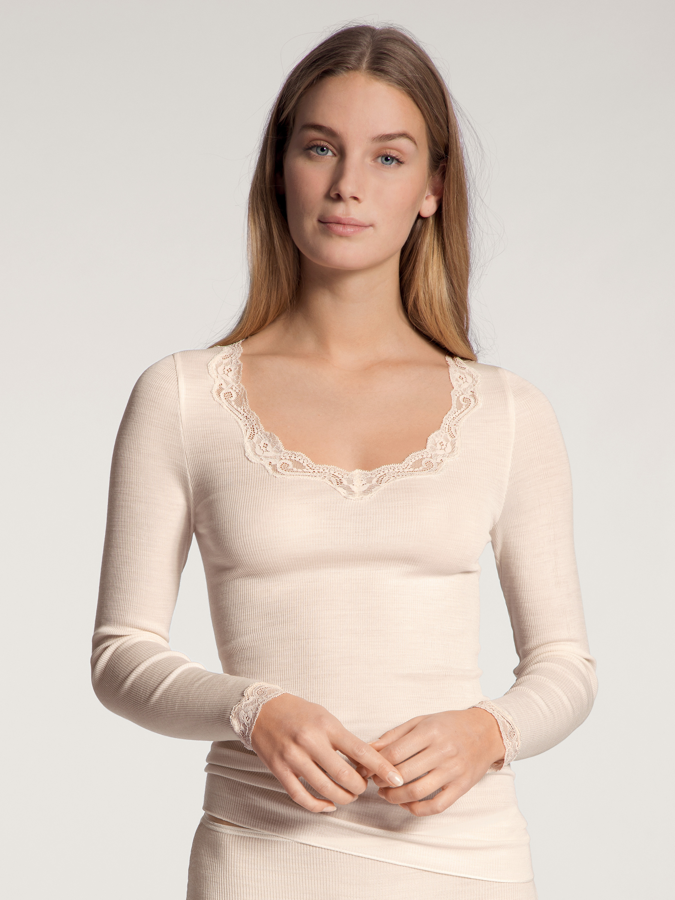 T-shirt à manches longues manches longues Laine RICHESSE LACE, CALIDA