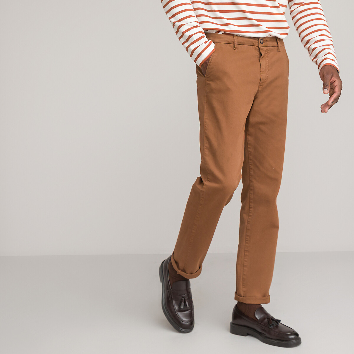 Pantalon chino marron online hombre