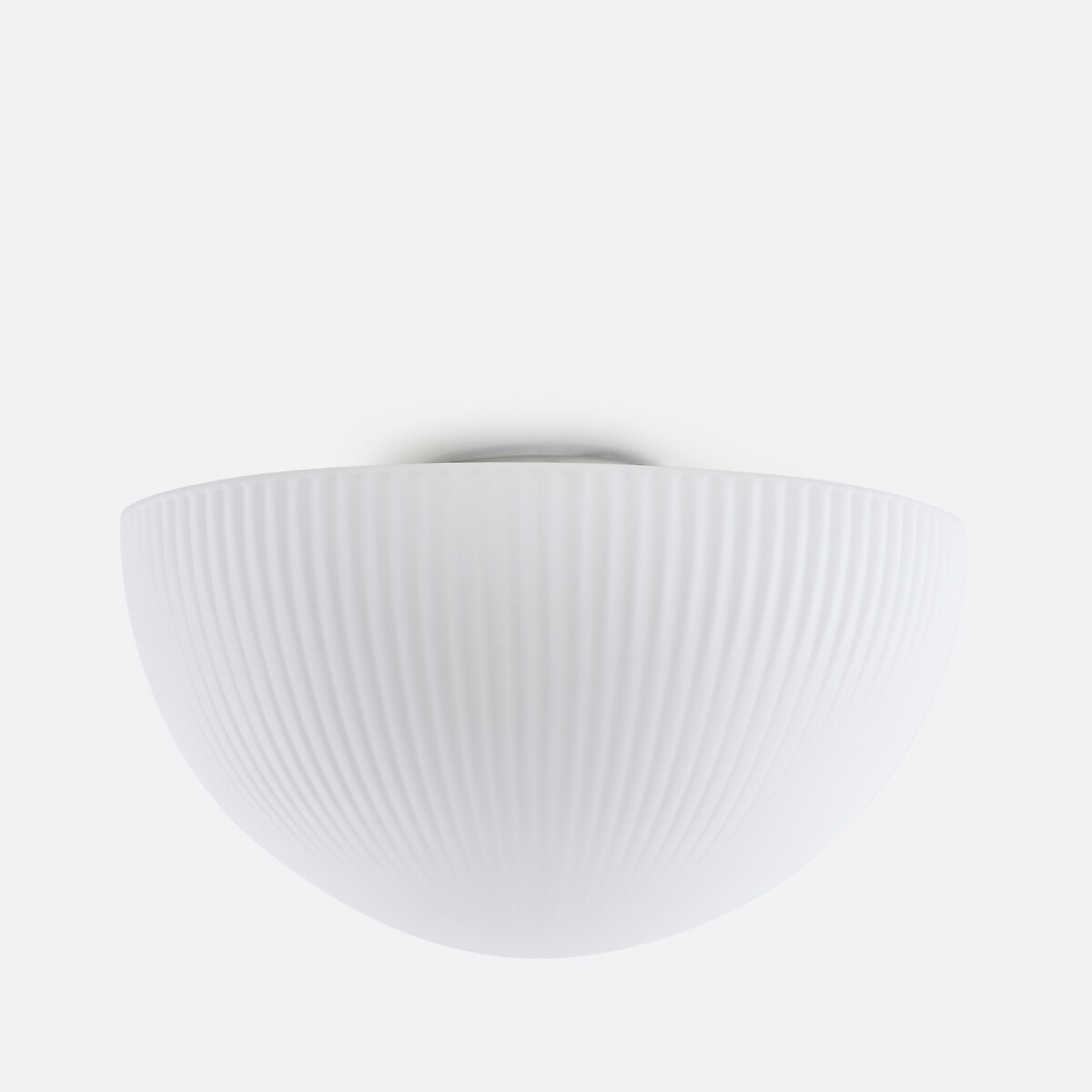 Plafonnier en verre opalin strié, diamètre 33 cm, LOULOU, LA REDOUTE INTERIEURS