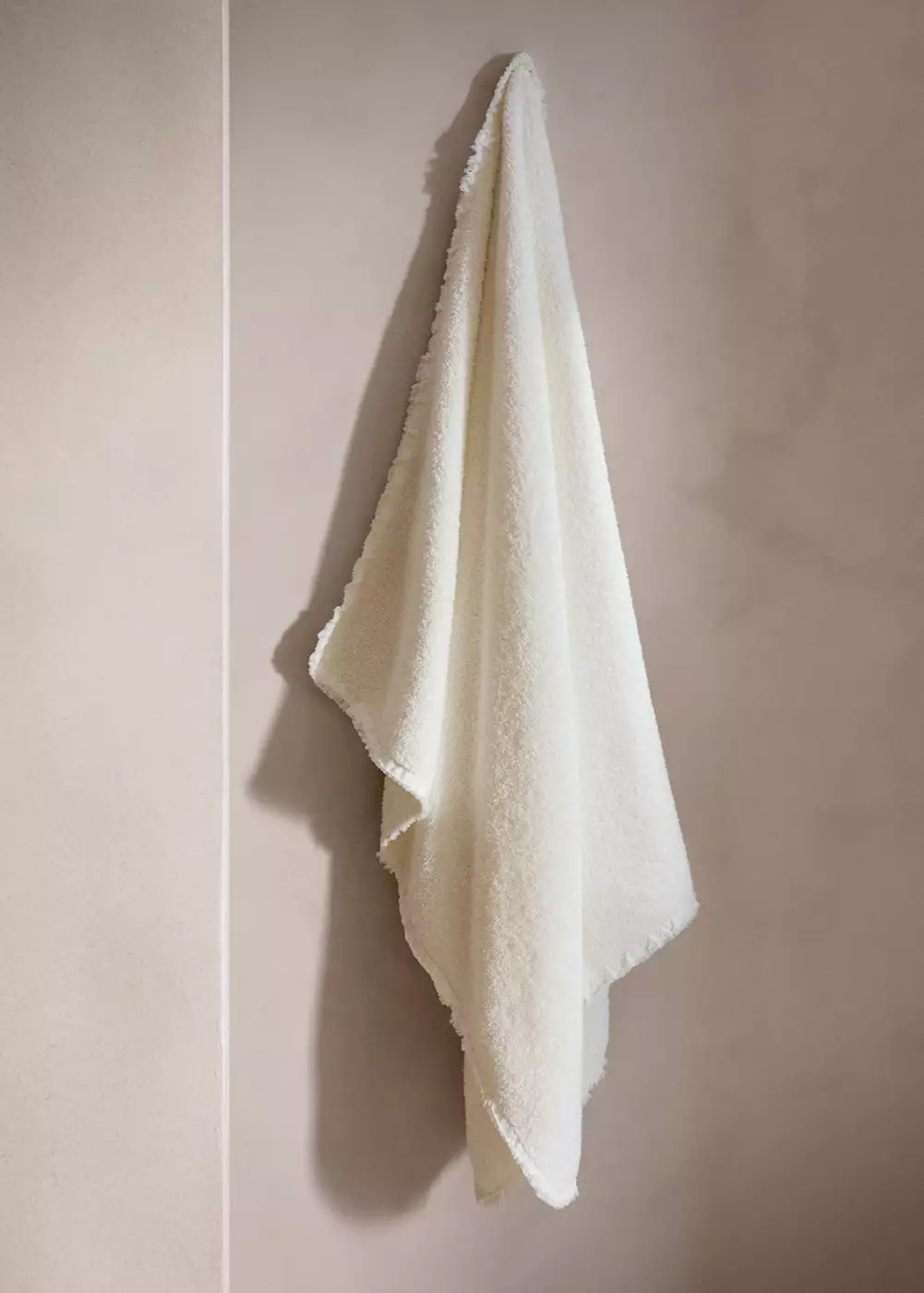 Drap de bain coton bouclette bord effiloché volant, MANGO HOME