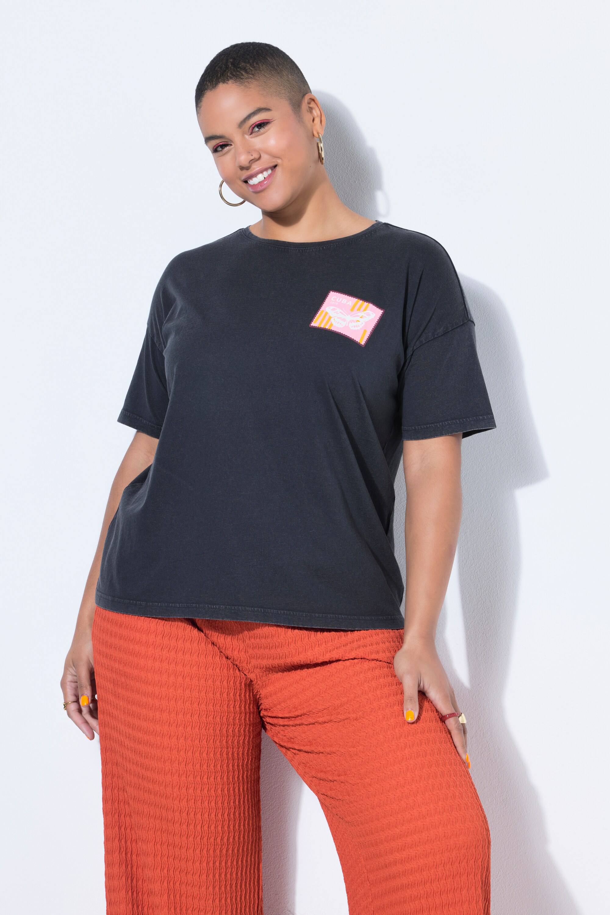 T-shirt oversize, style vintage et imprimés, STUDIO UNTOLD