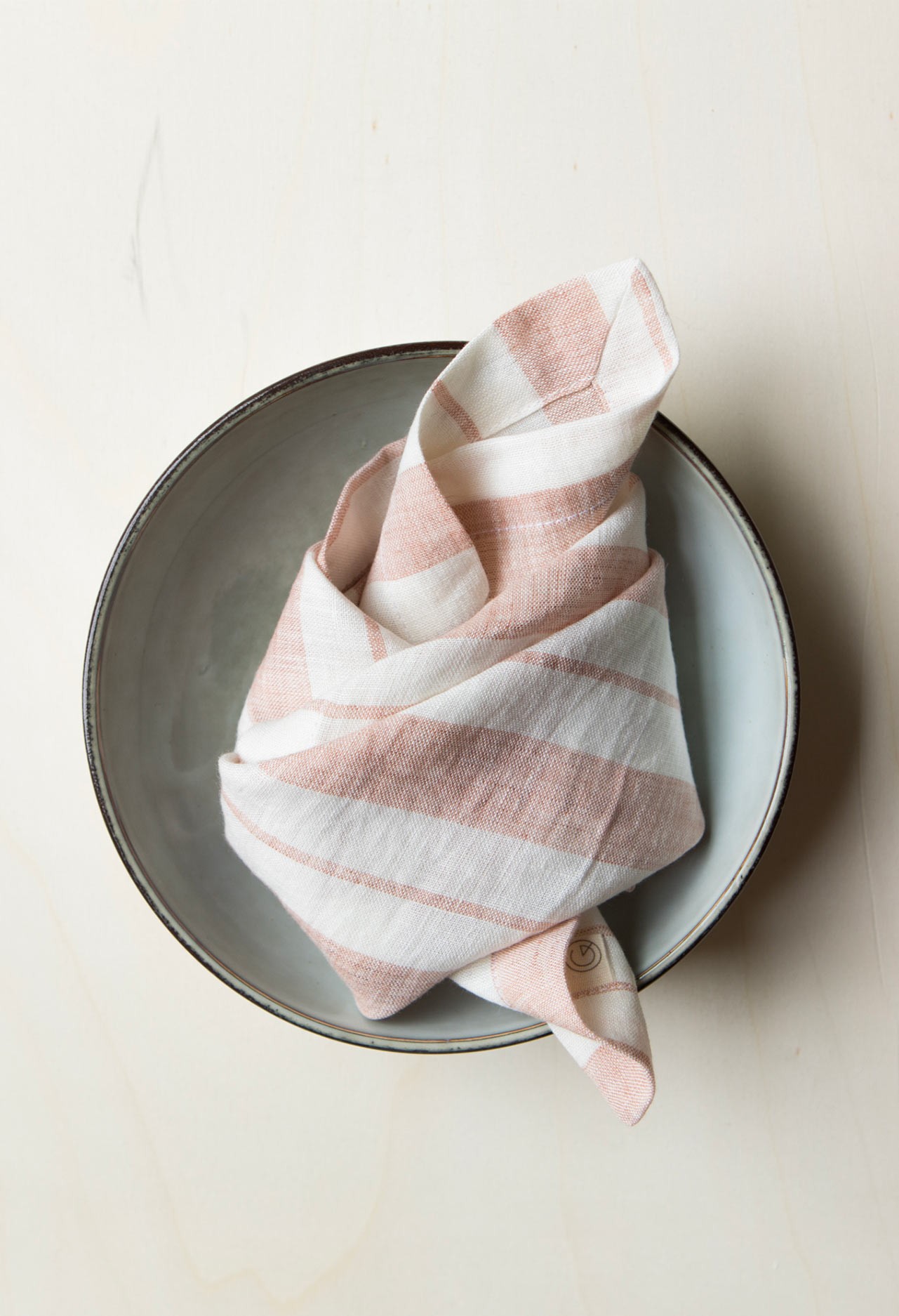 Serviette en lin lavé rayé, Les Essentiels, GABRIELLE PARIS