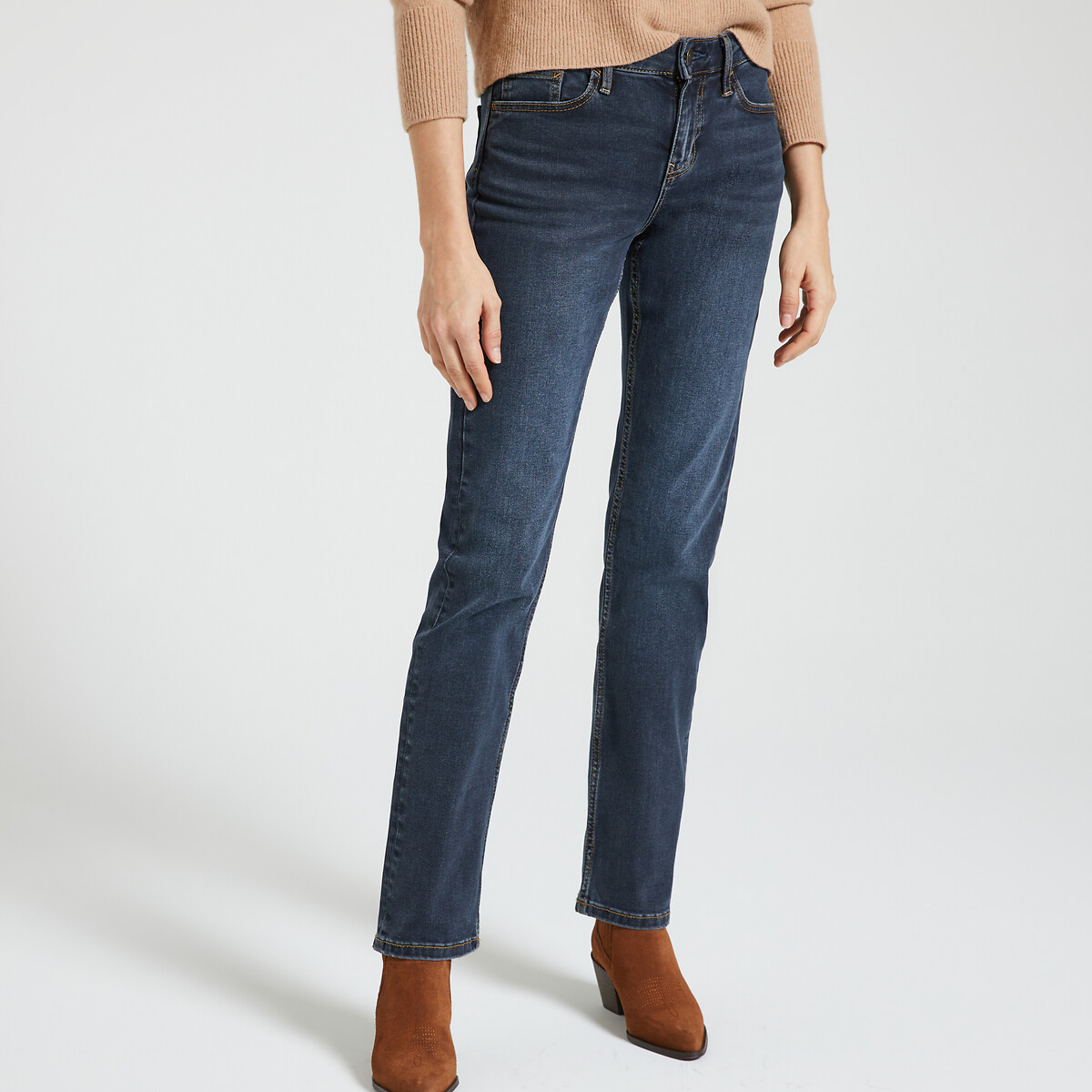 Mid Rise Straight Jeans, Length 32"
