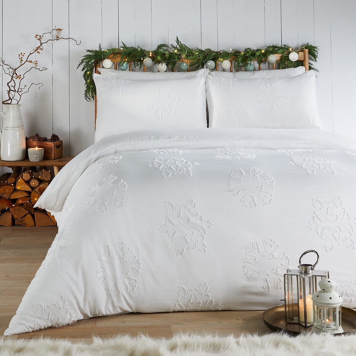 Snow Crystal Tufted Soft Touch Duvet Cover and Pillowcase Set, DUVET DAY