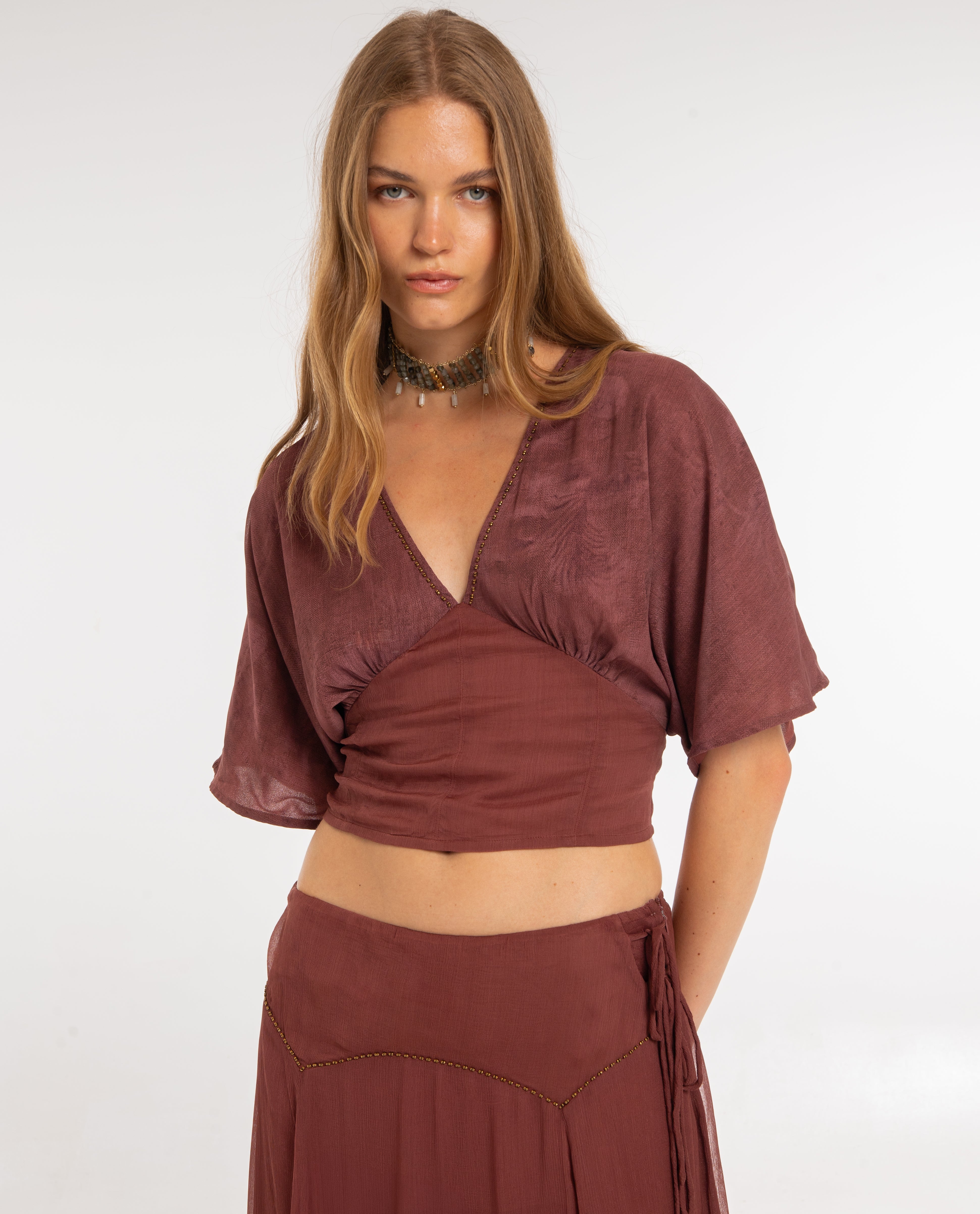 Blouse avec ceinture et manches fluides, THE-ARE