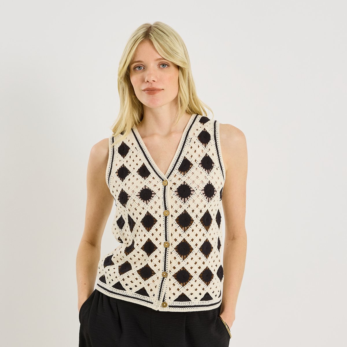 Gilet col V en crochet bicolore, GRAIN DE MALICE