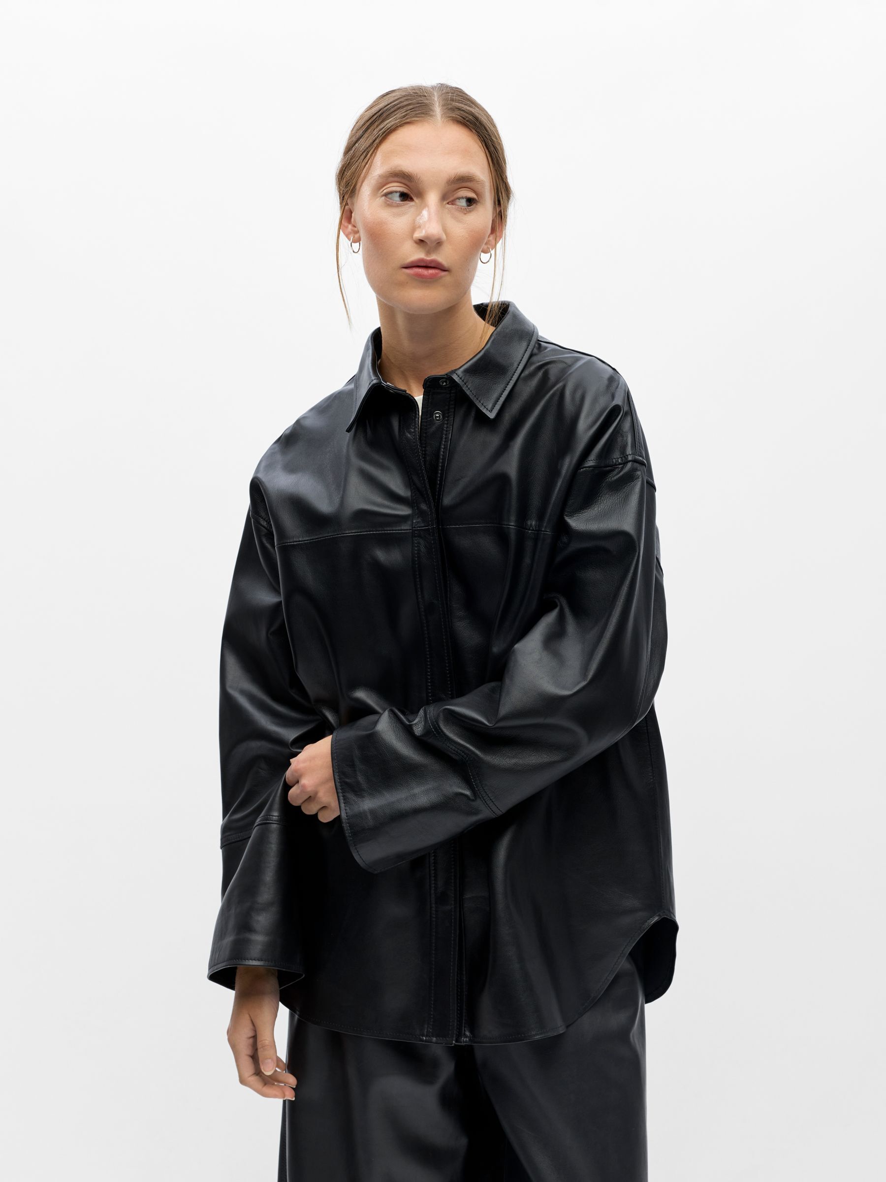 Chemise, OBJECT
