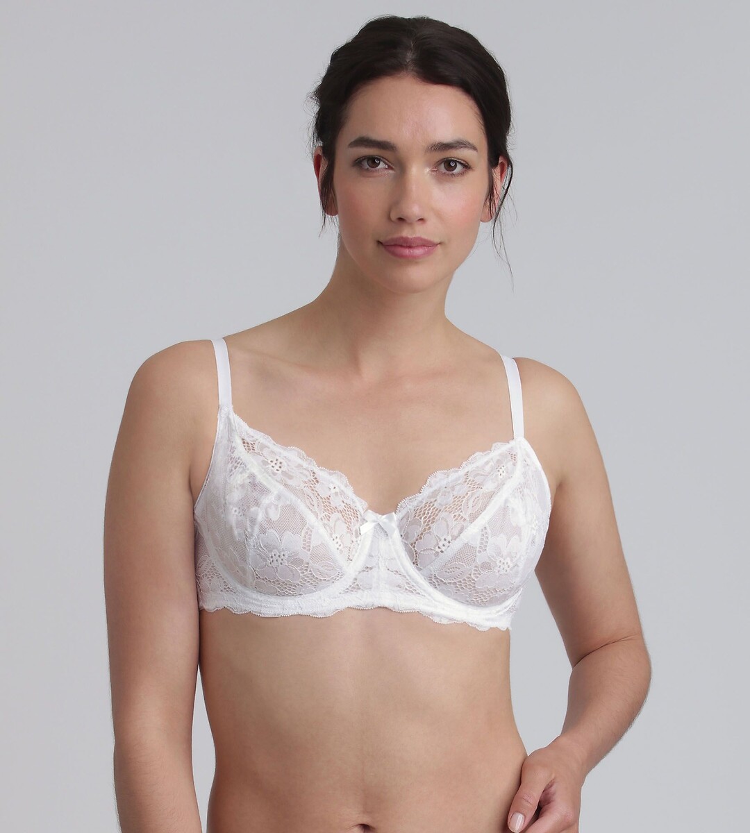 Essential Elegance Lace Bra, PLAYTEX