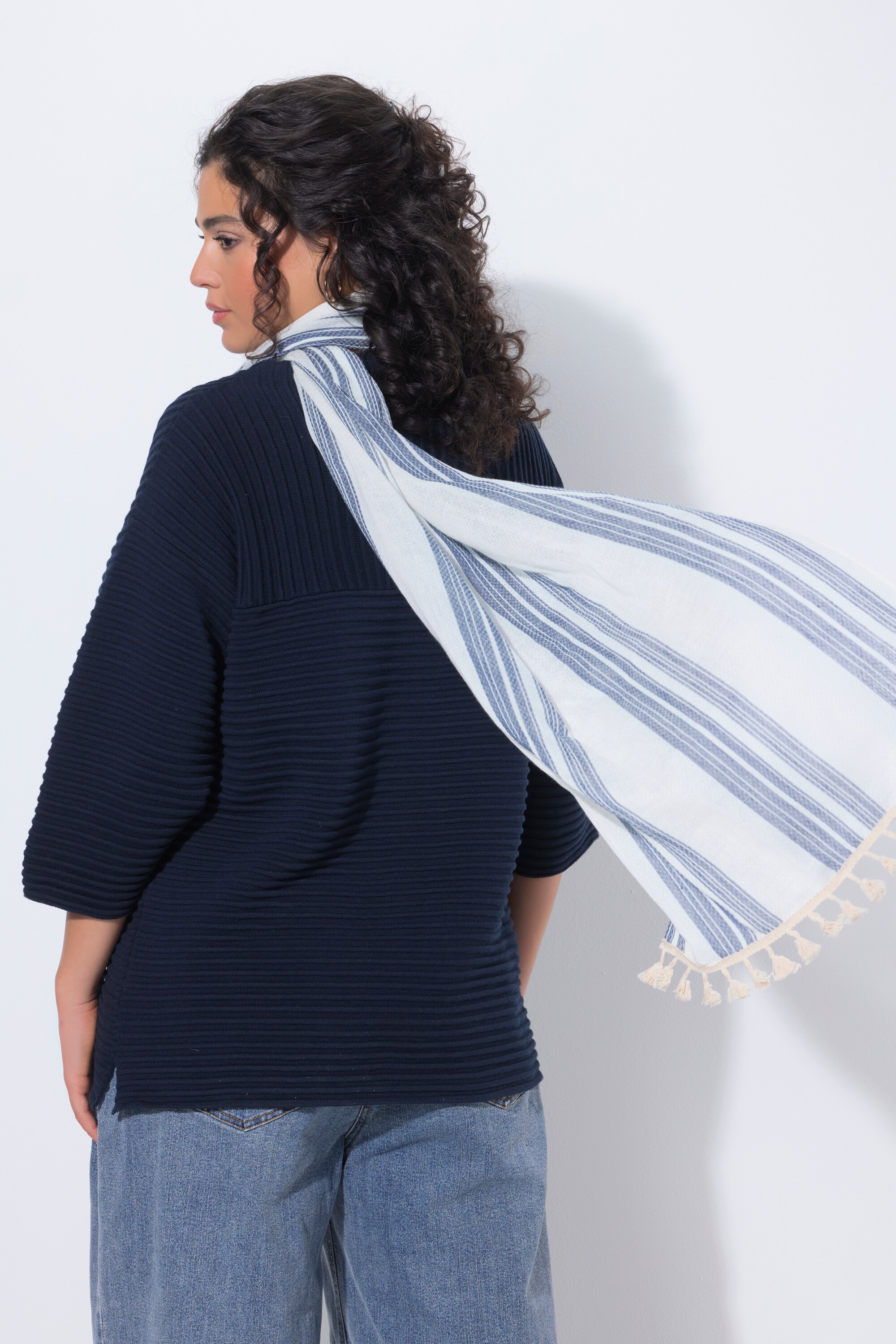 Écharpe en tissu, rayures et pompons, ULLA POPKEN