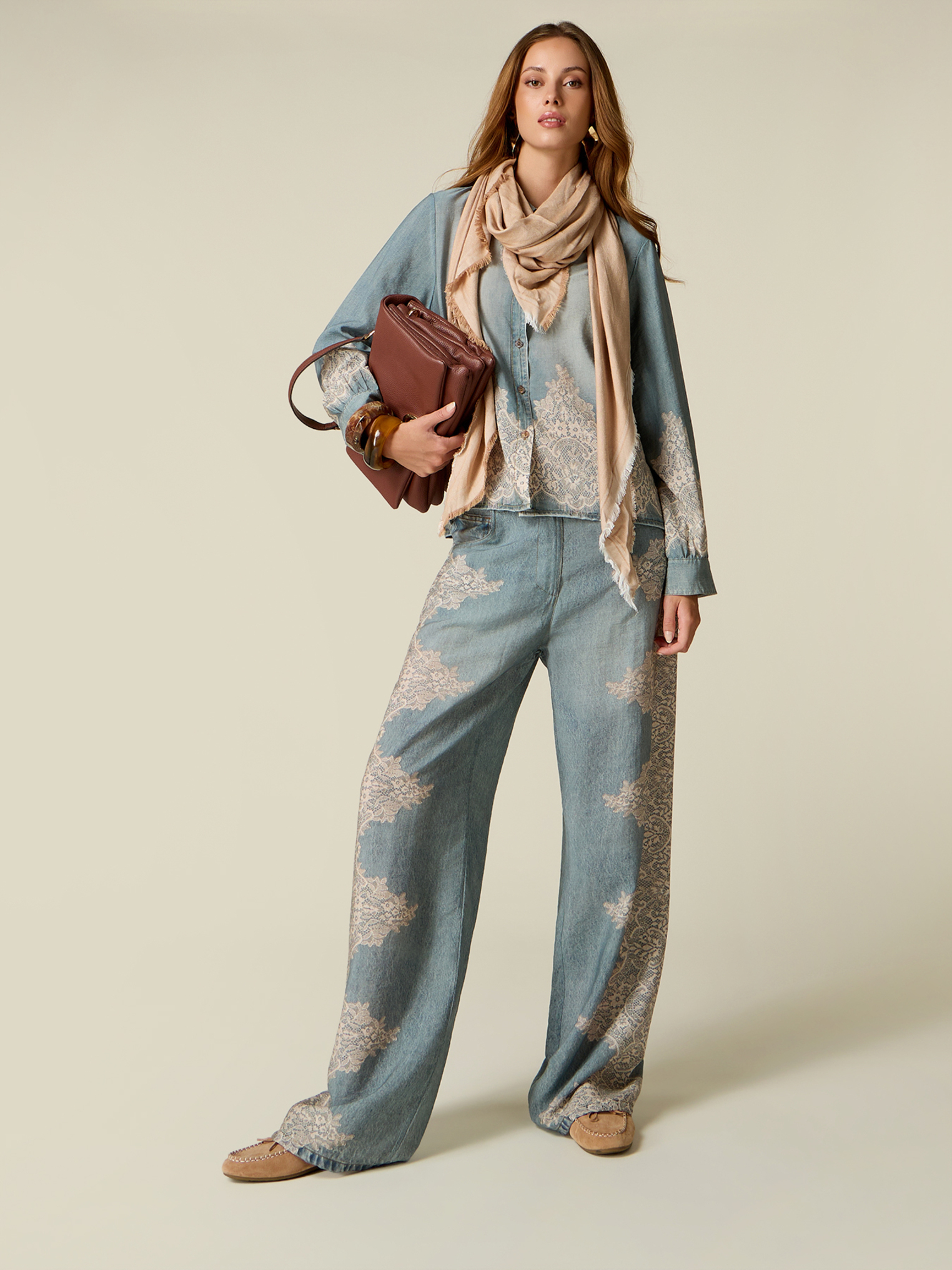 Pantalon palazzo avec dentelle, OLTRE