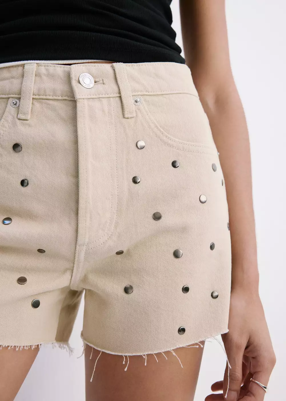 Short en jean à clous, MANGO