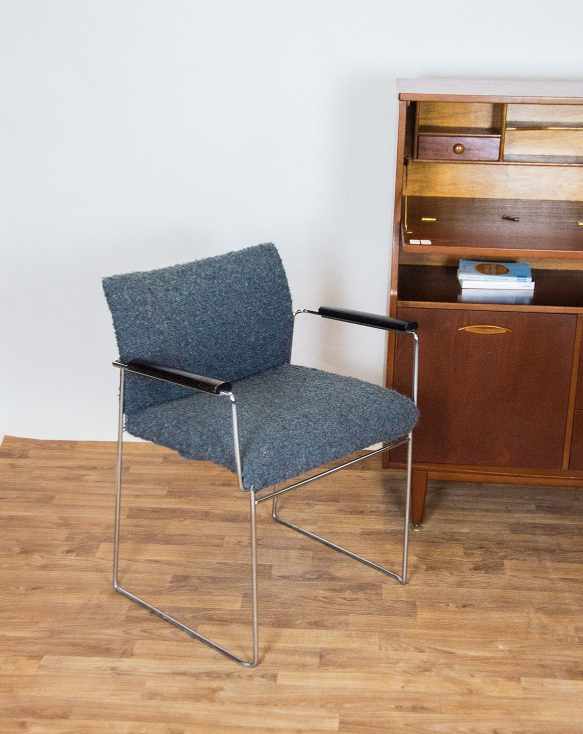 Fauteuil en métal Jakob N°269 - Bon état, DEBONGOUT