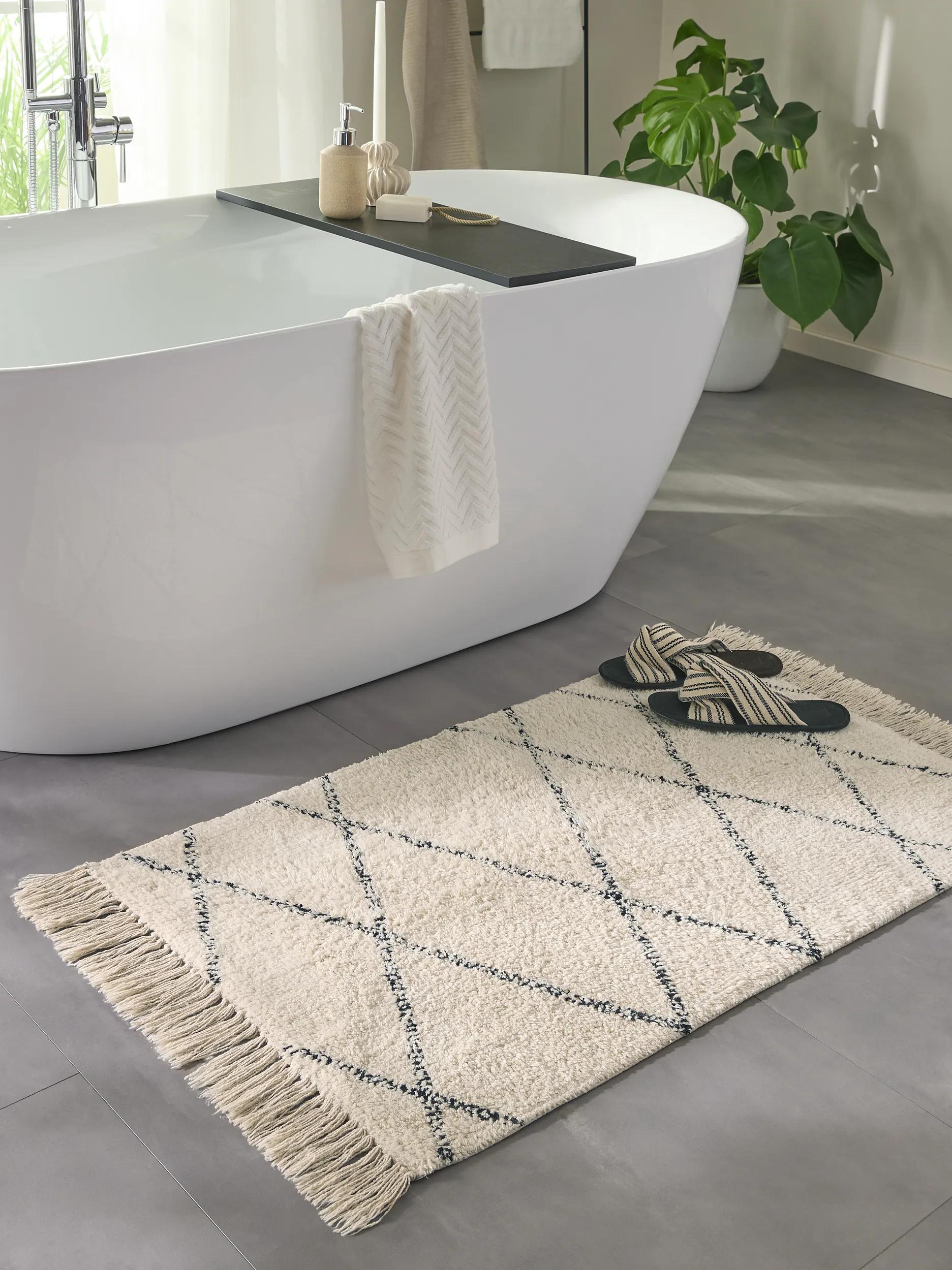 Tapis de bain tufté main NAOMI, BENUTA 