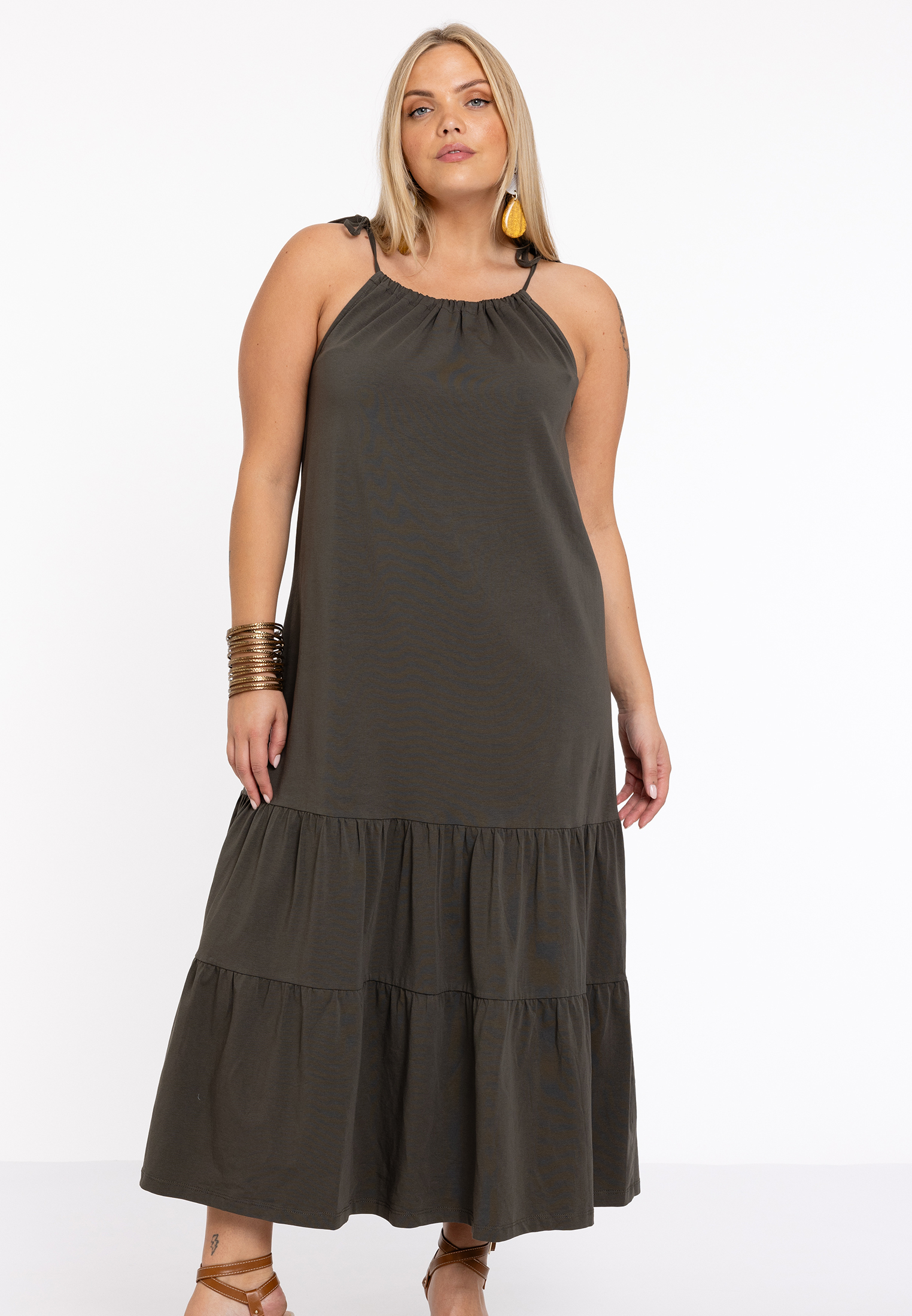 Robe sans manches, YOEK