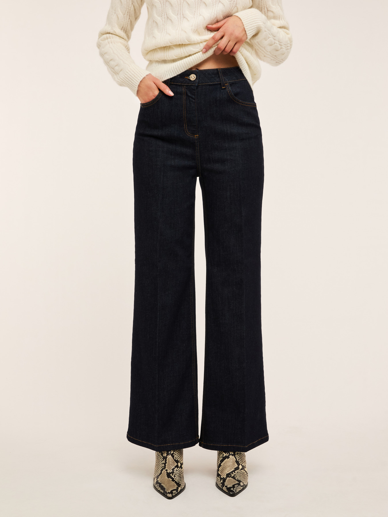 Jean en toile de coton mélangé élasthanne délavage bleu rinçage, MOTIVI