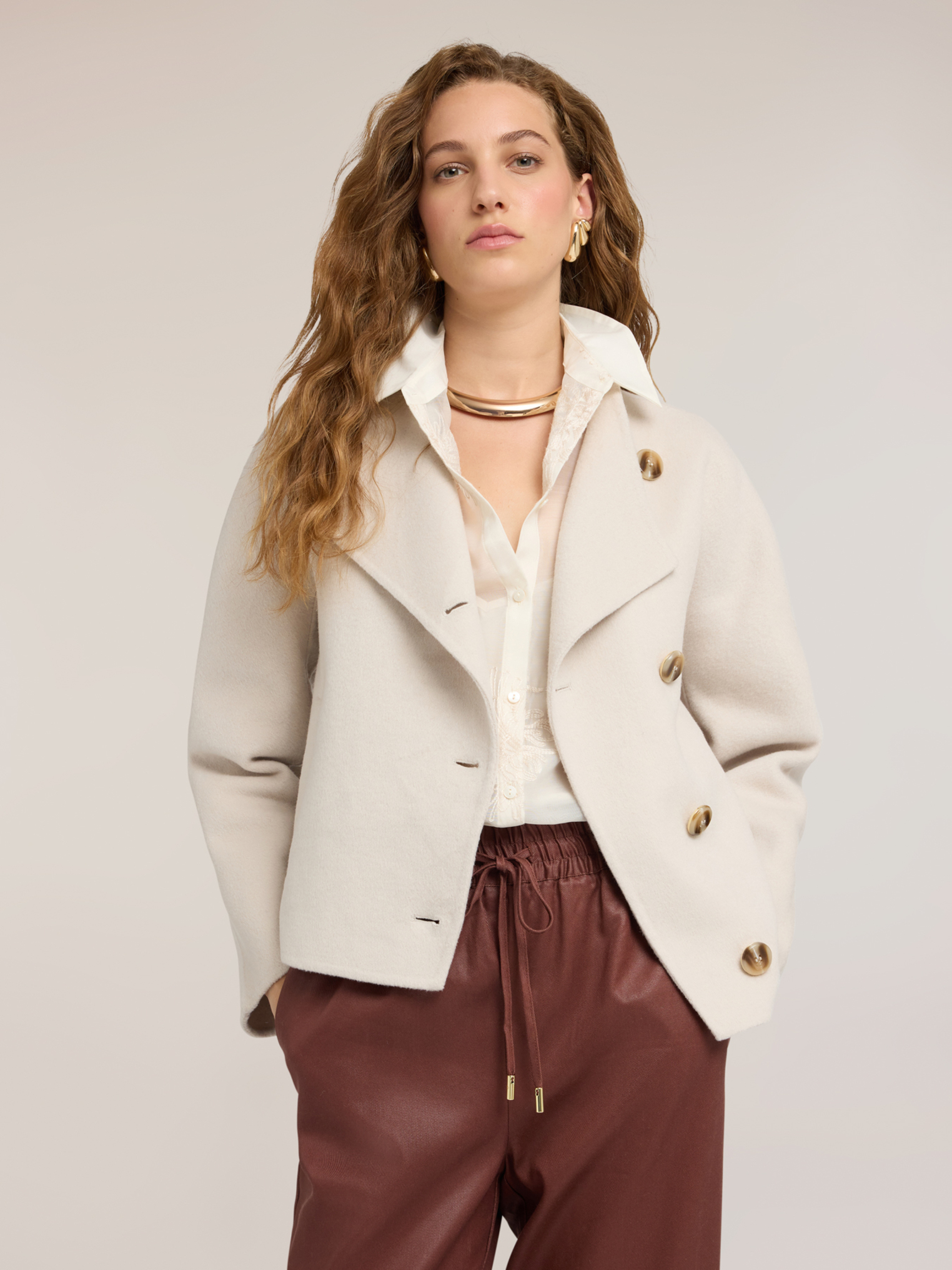 Caban avec fermeture asymétrique, MOTIVI
