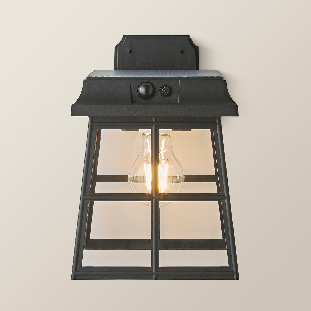Outdoor Lantern-Style LED Solar Wall Light, SO'HOME