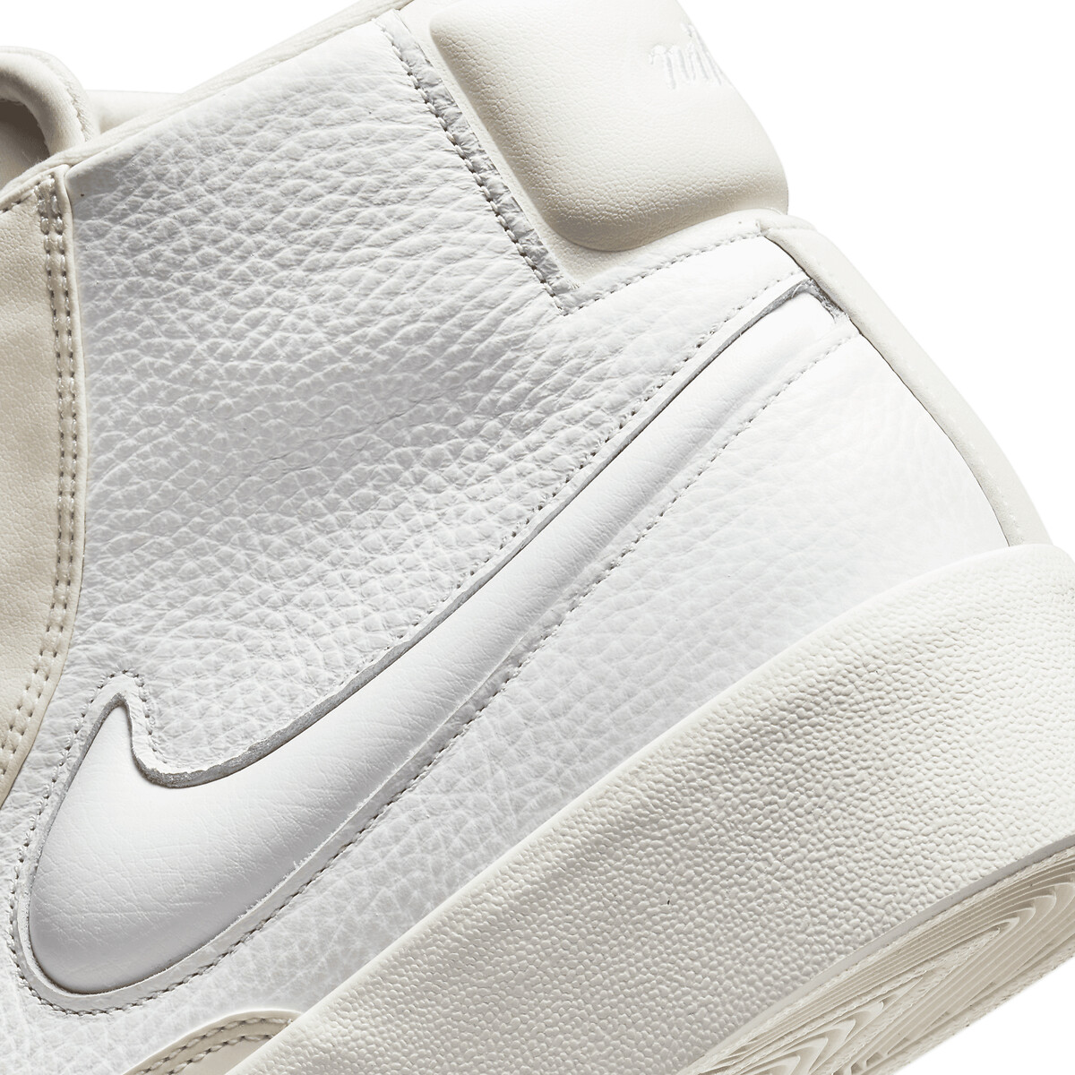 Blazer mid victory high top trainers in leather white Nike La