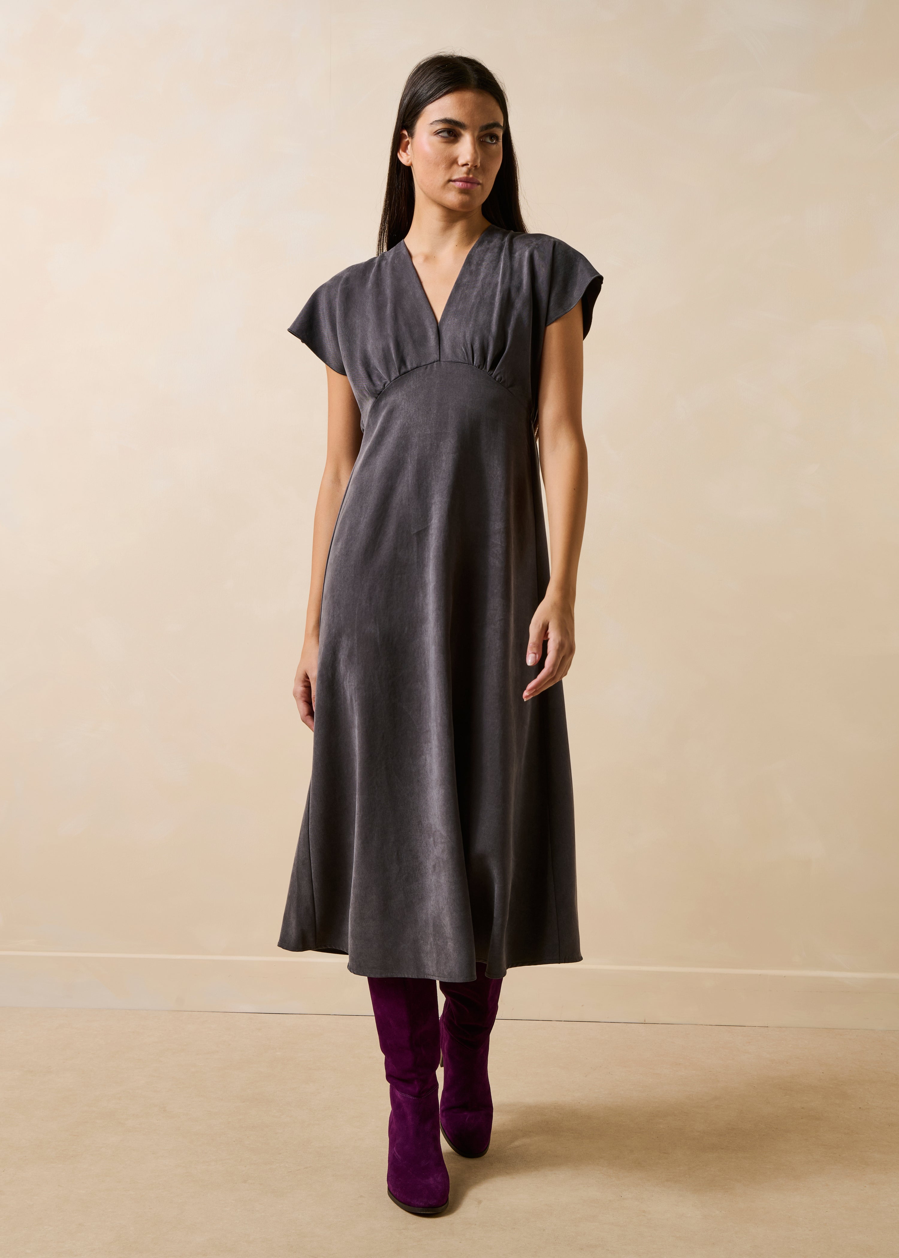 Robe longue en satin manches courtes, LA FEE MARABOUTEE