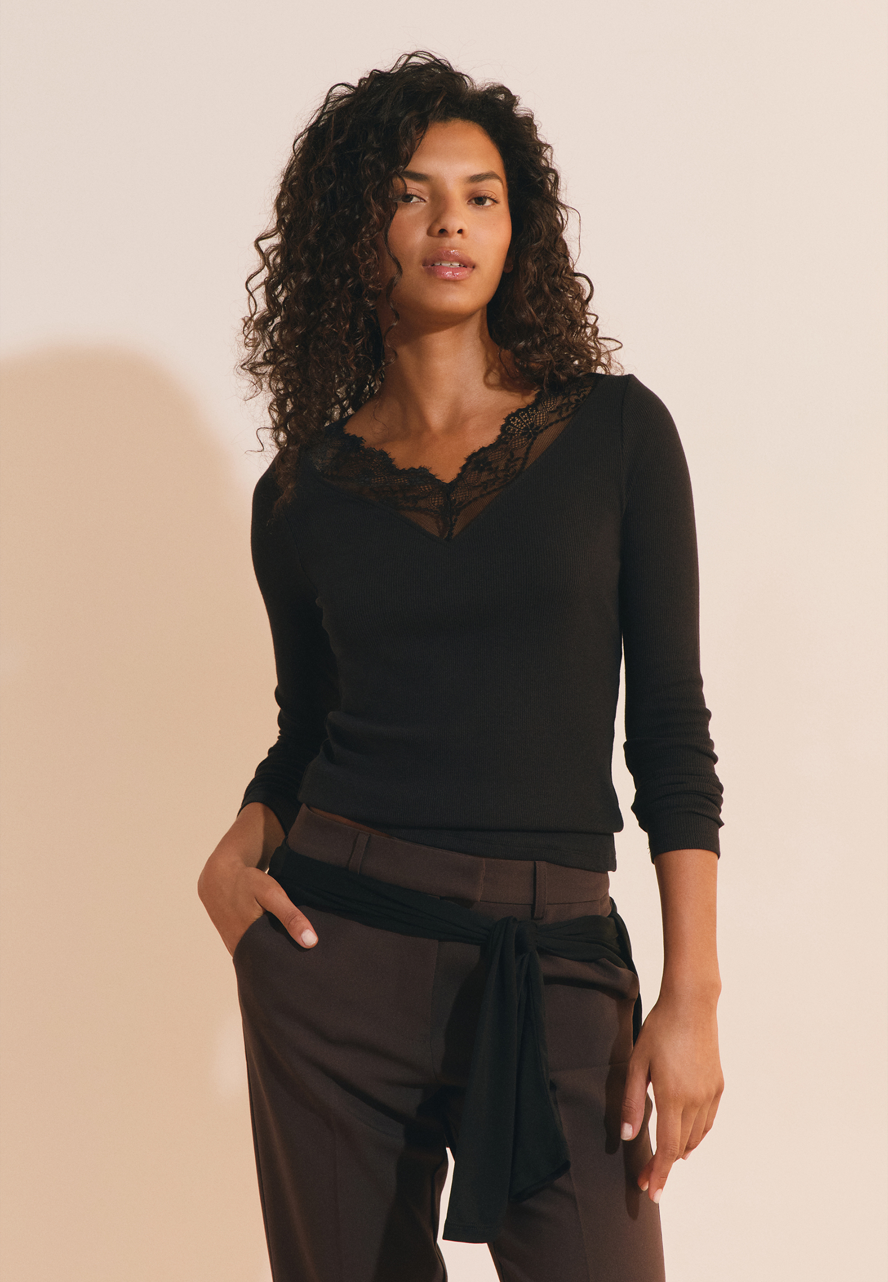 T-shirt col V avec dentelle en coton ALFRED TS V, ETAM