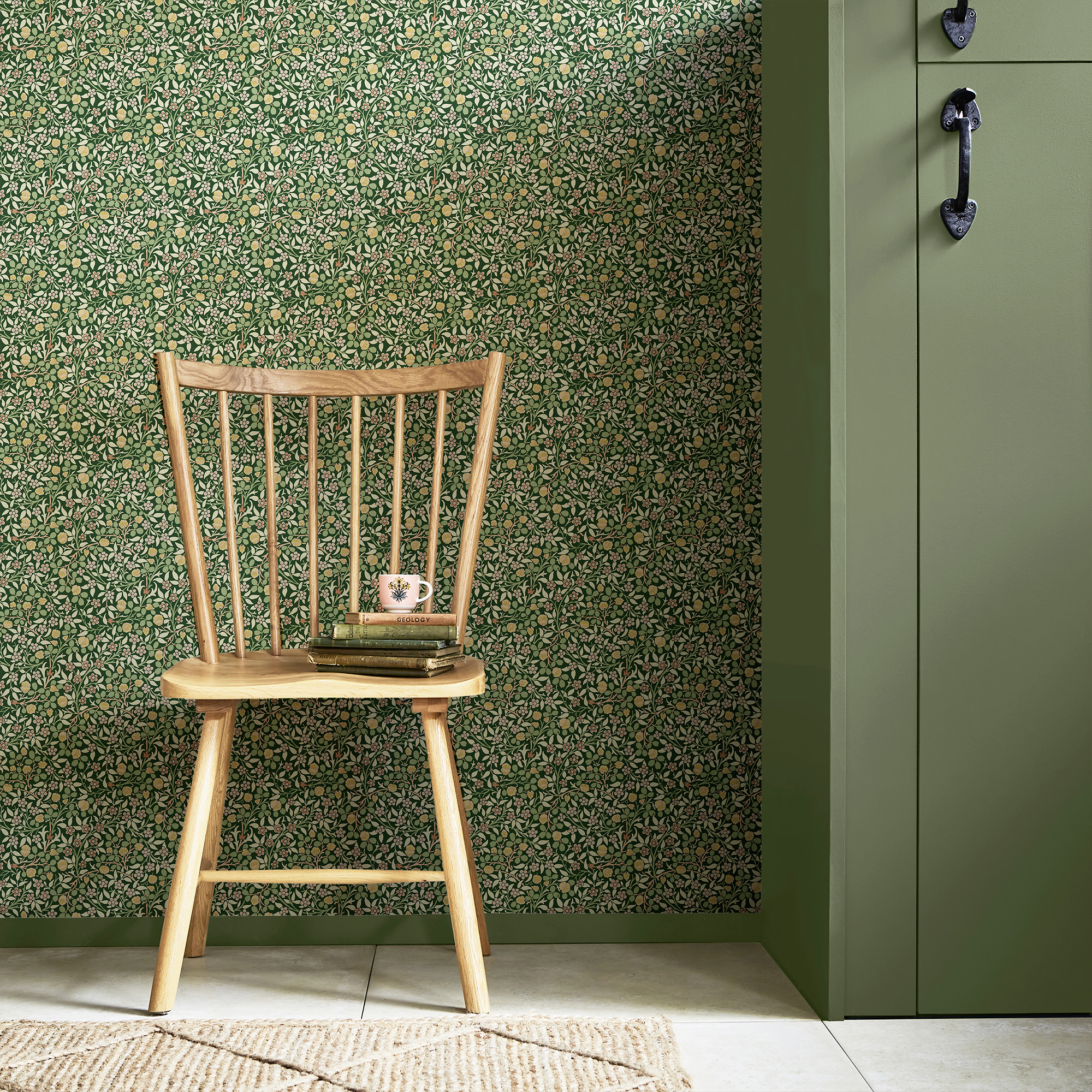 Papier peint fleuri Clover Forest, WILLIAM MORRIS AT HOME