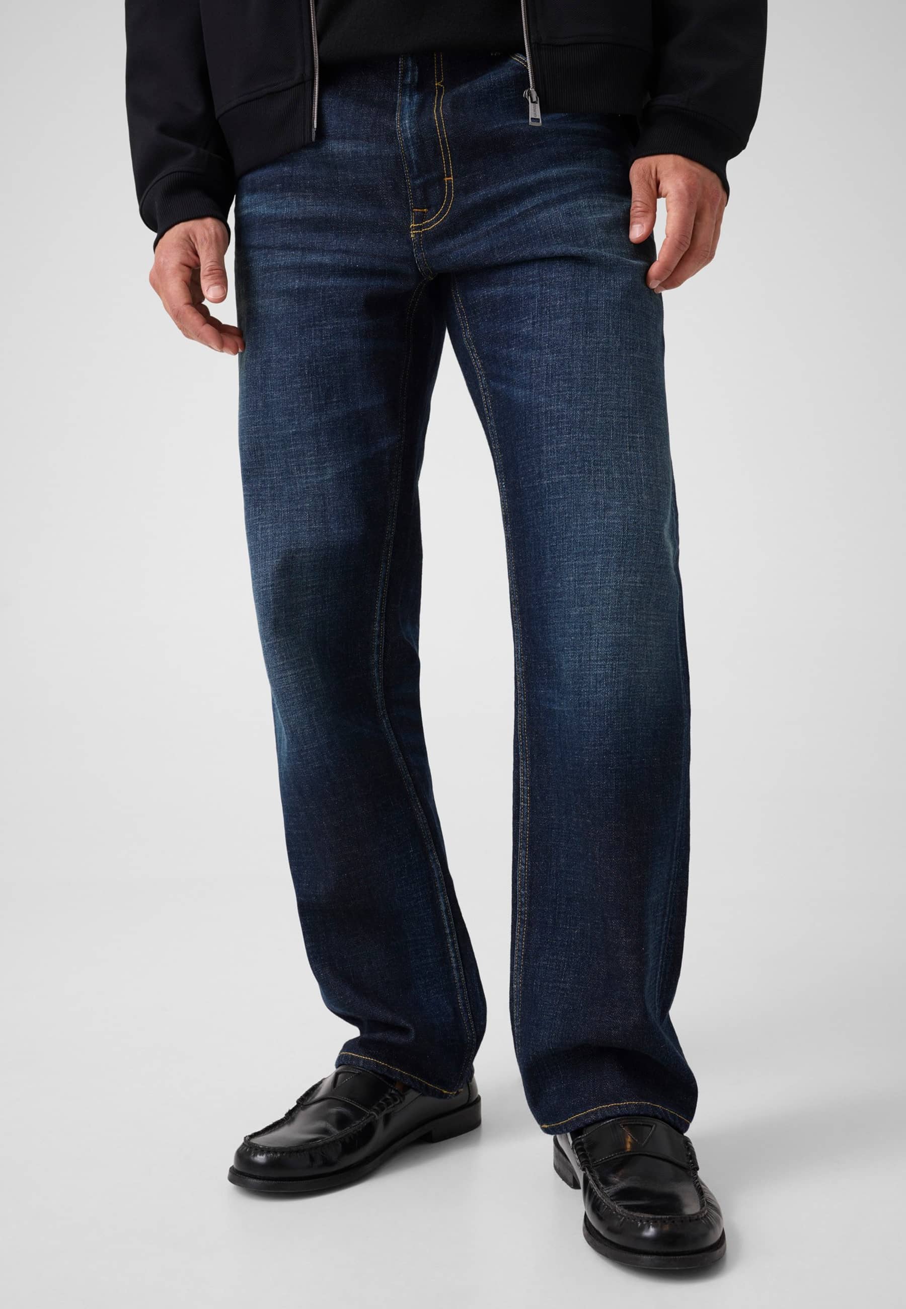 Jean Kenneth Straight, GUESS