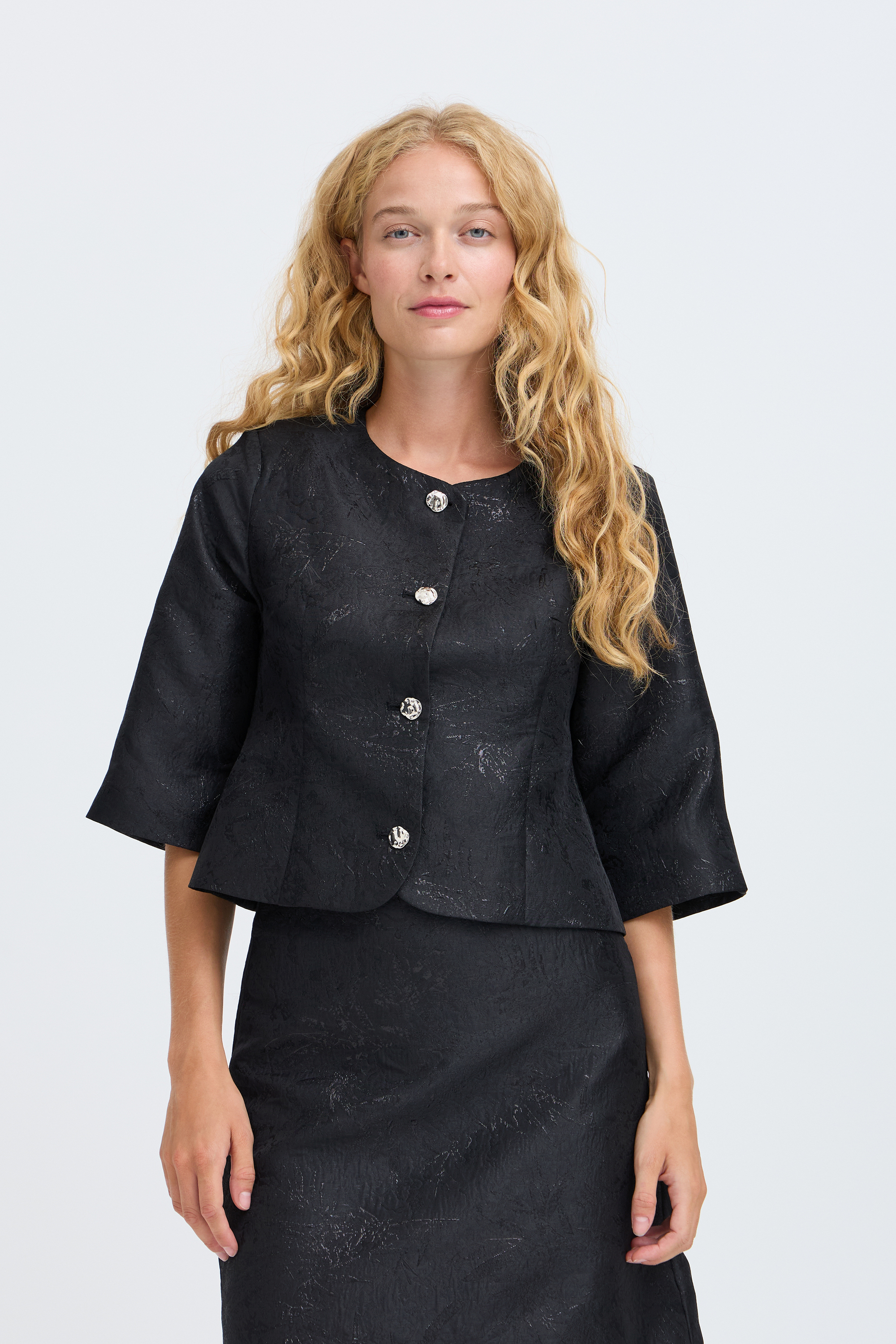 Veste, B.YOUNG