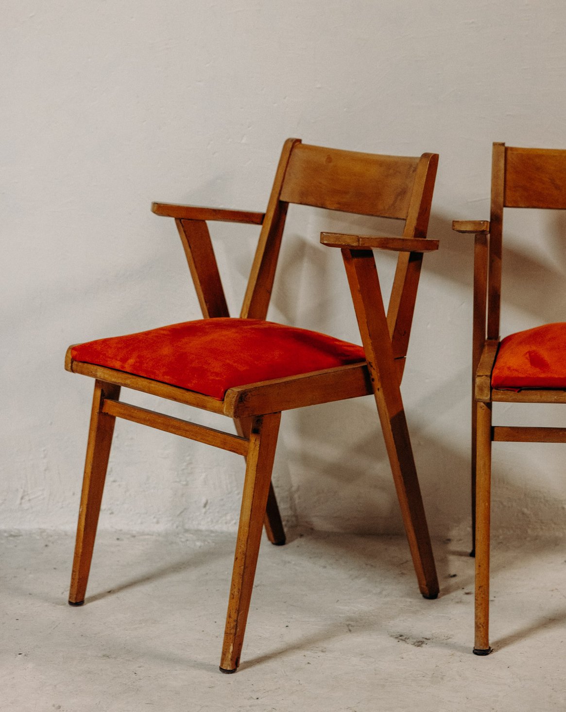 Fauteuil restauré aux lignes élégantes Jakob N°1380 - Bon état, DEBONGOUT