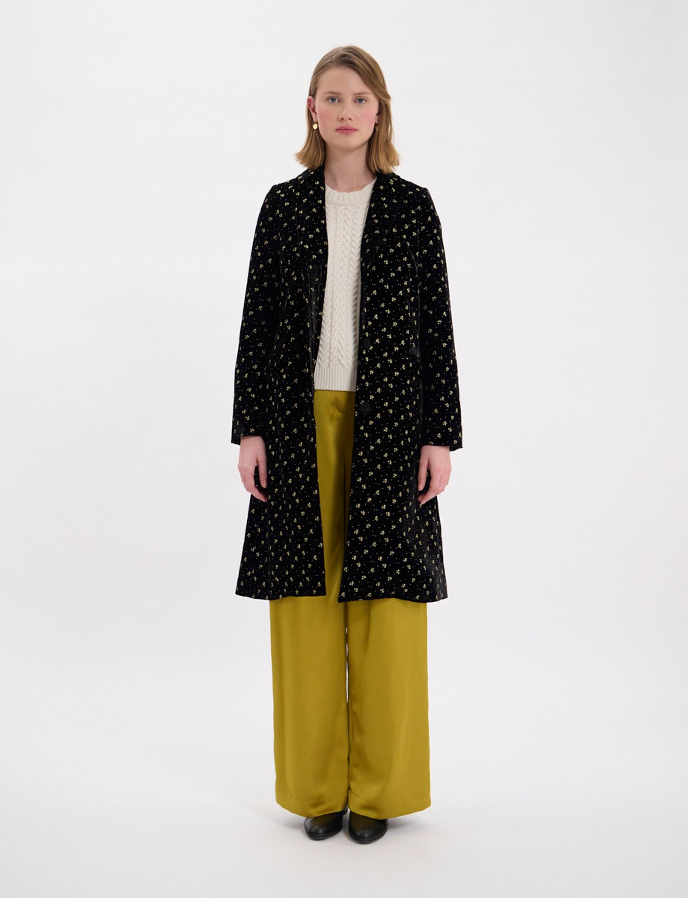 Manteau Femme Luxe Dégriffé Noir Taille 40 - Texturé, Occasion Très Bon état