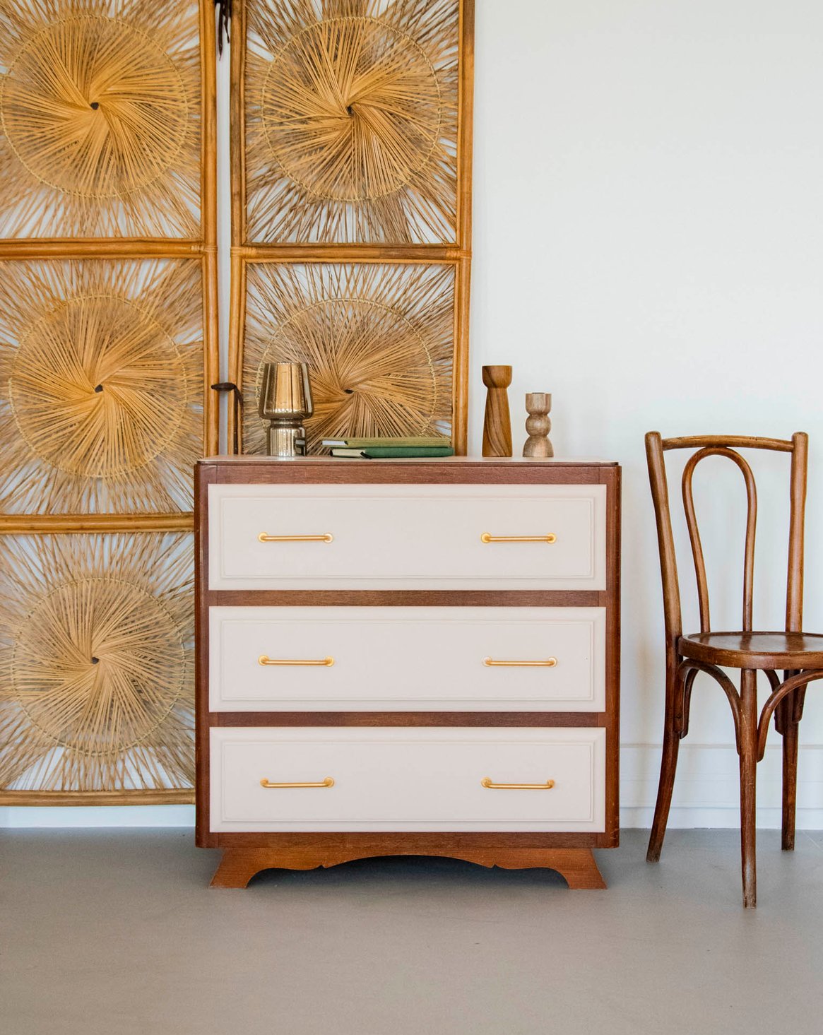 Commode à tiroirs peints Garance N°577 - Bon état, DEBONGOUT
