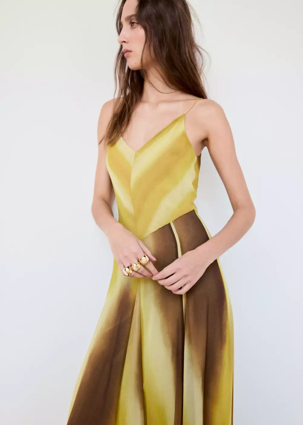 Robe imprimée avec détail godets, MANGO