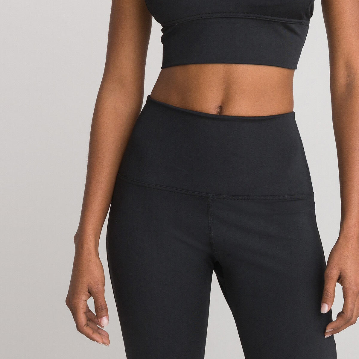 Recycled flared yoga pants , black, La 