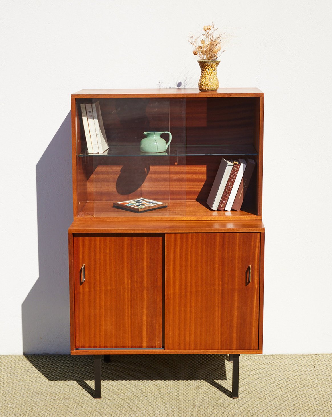 Buffet 2 corps vintage en bois Gustave N°1637 - Bon état, DEBONGOUT
