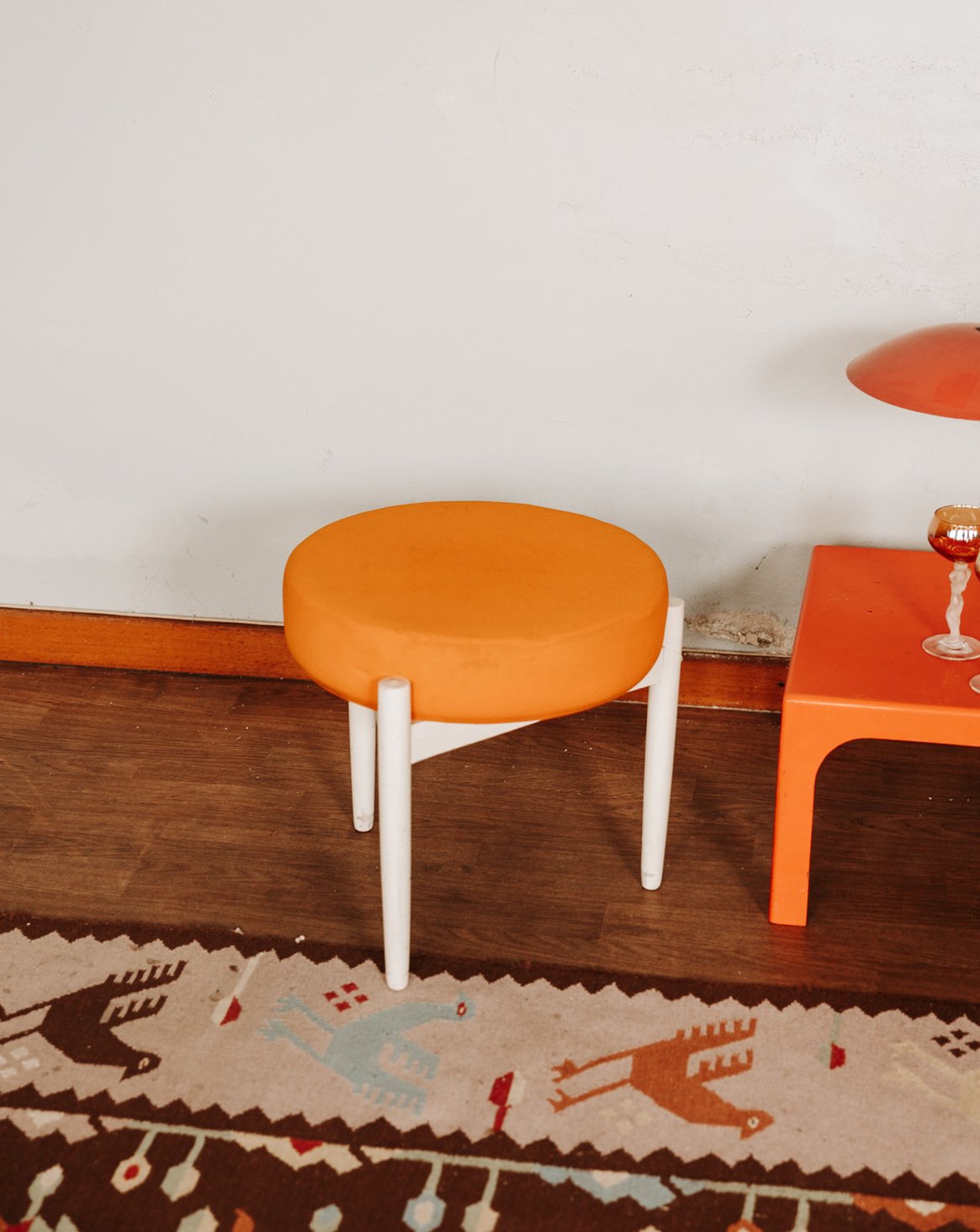 Tabouret orange Axel N°114 - Bon état, DEBONGOUT