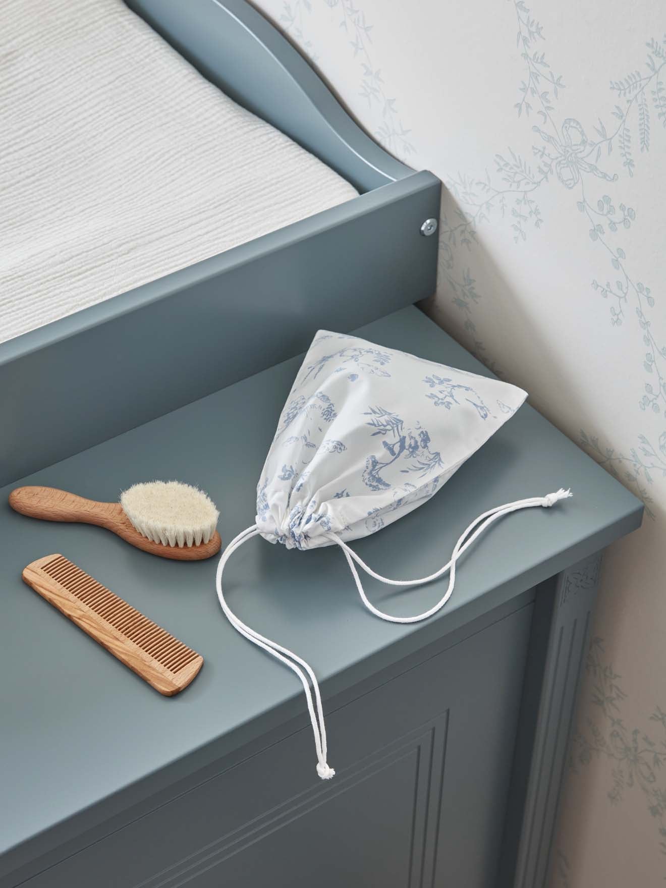 Brosse et peigne en bois, CYRILLUS