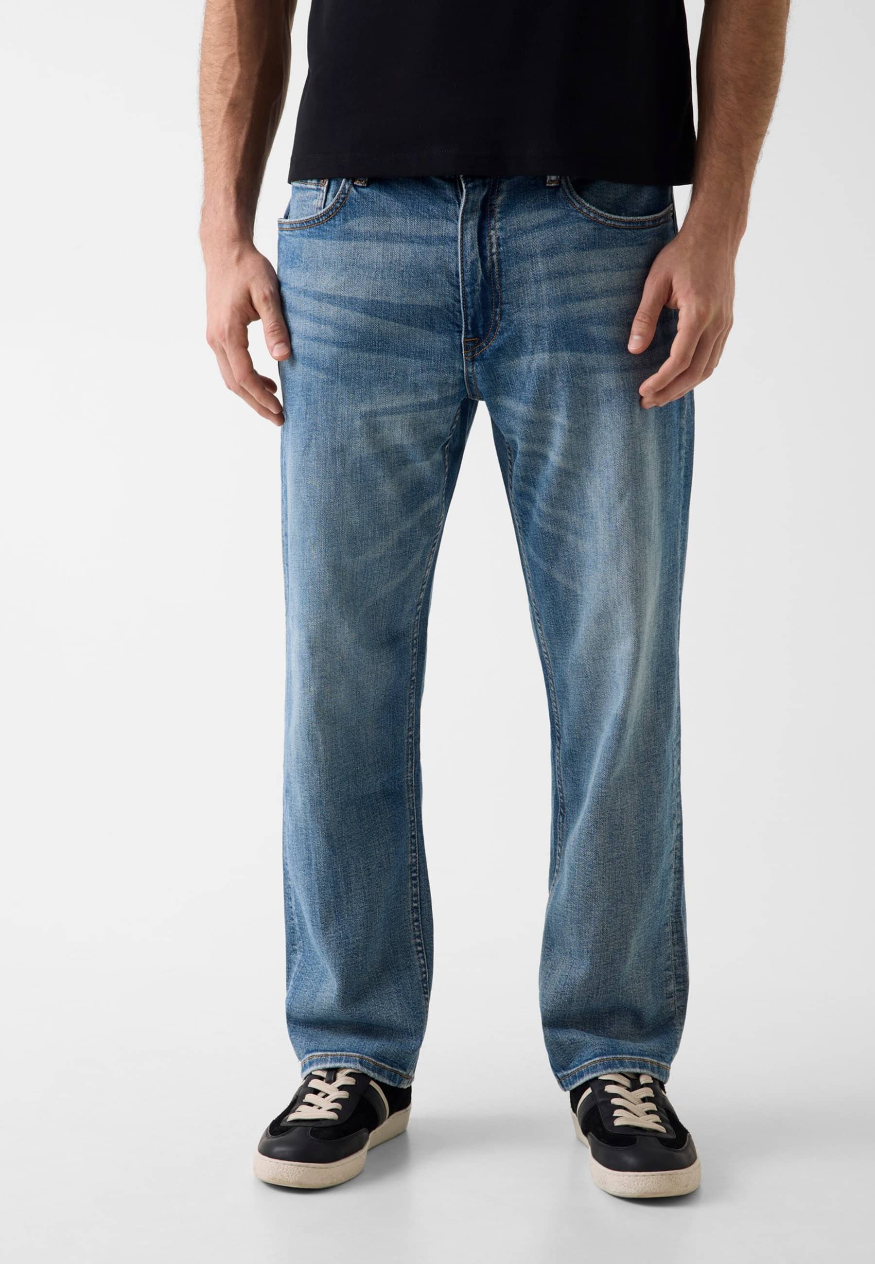 Jean Damon Straight, GUESS