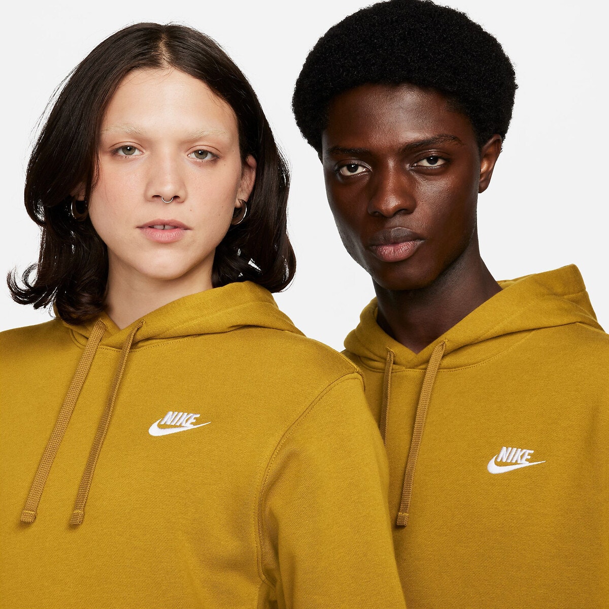 Pull a capuche online nike jaune