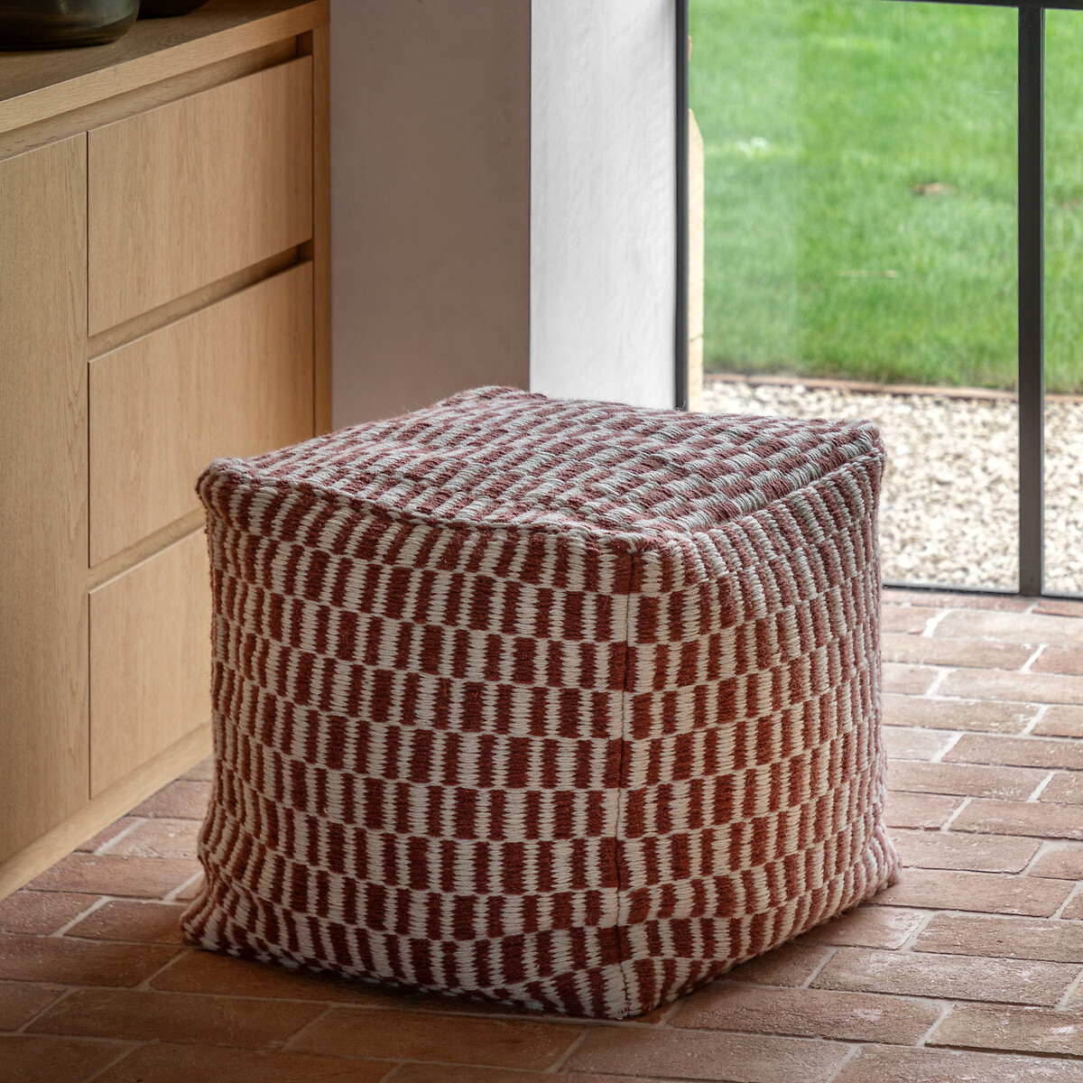 Rowan Pouffe, SO'HOME