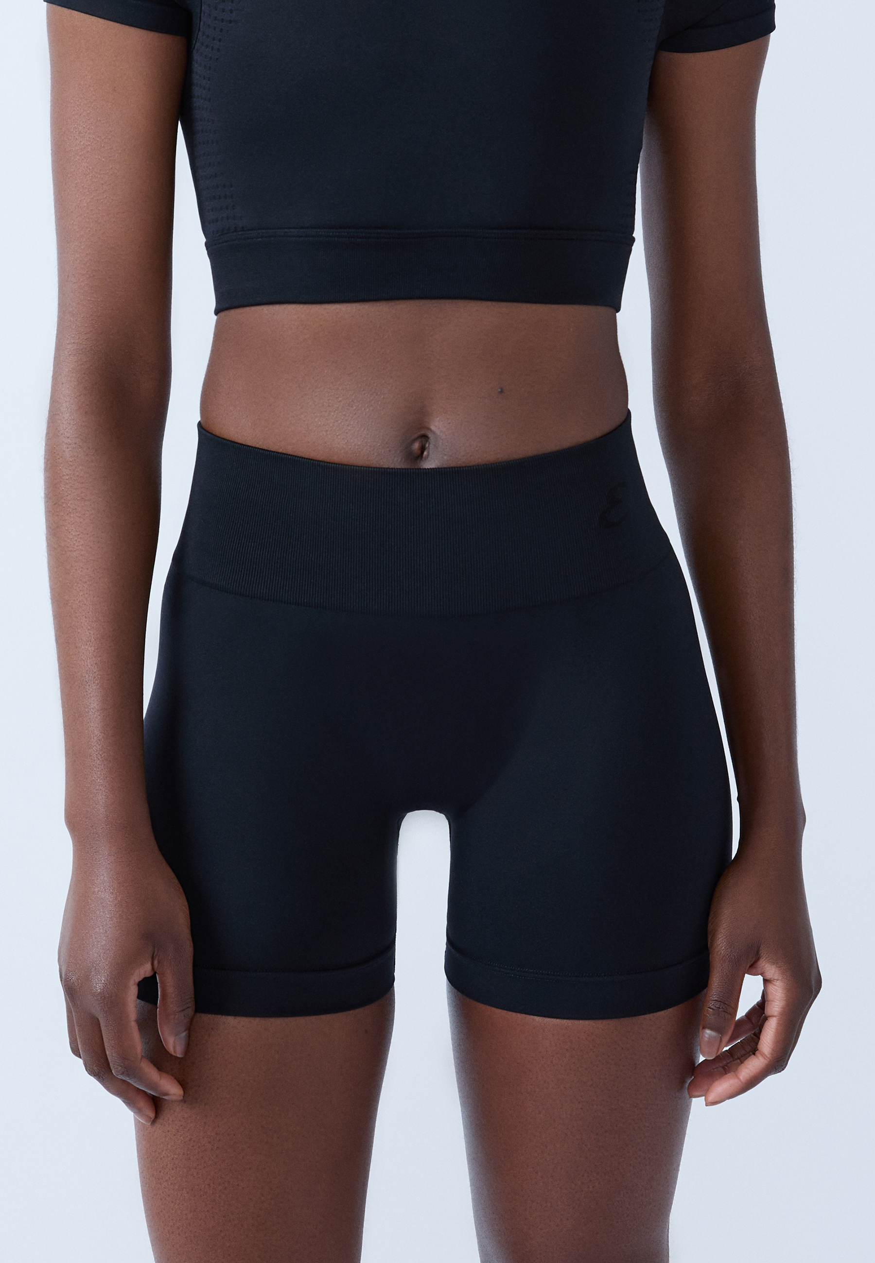 Cycliste de sport liftant PI, ETAM