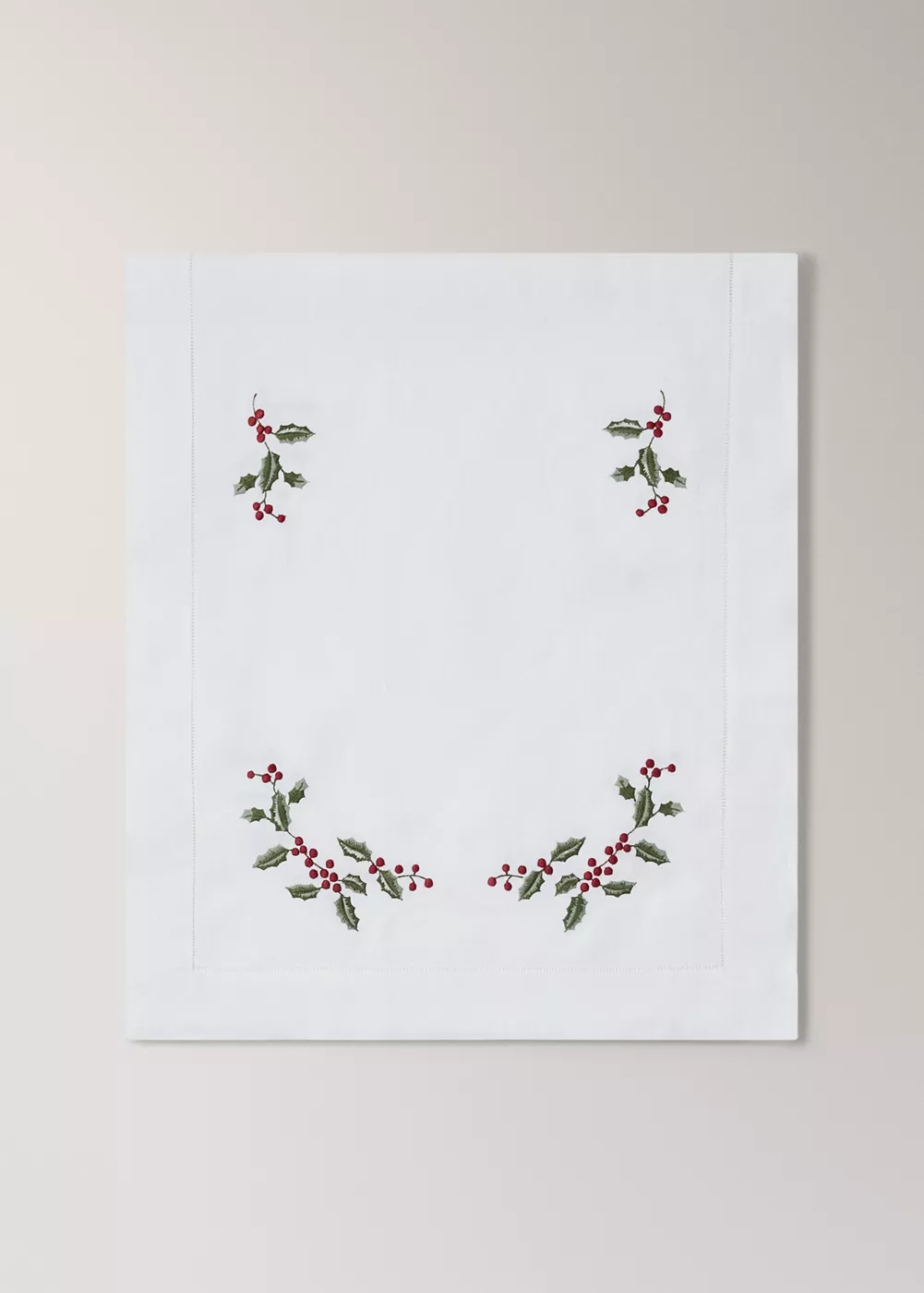 Chemin de table en lin broderie ajourée, MANGO HOME