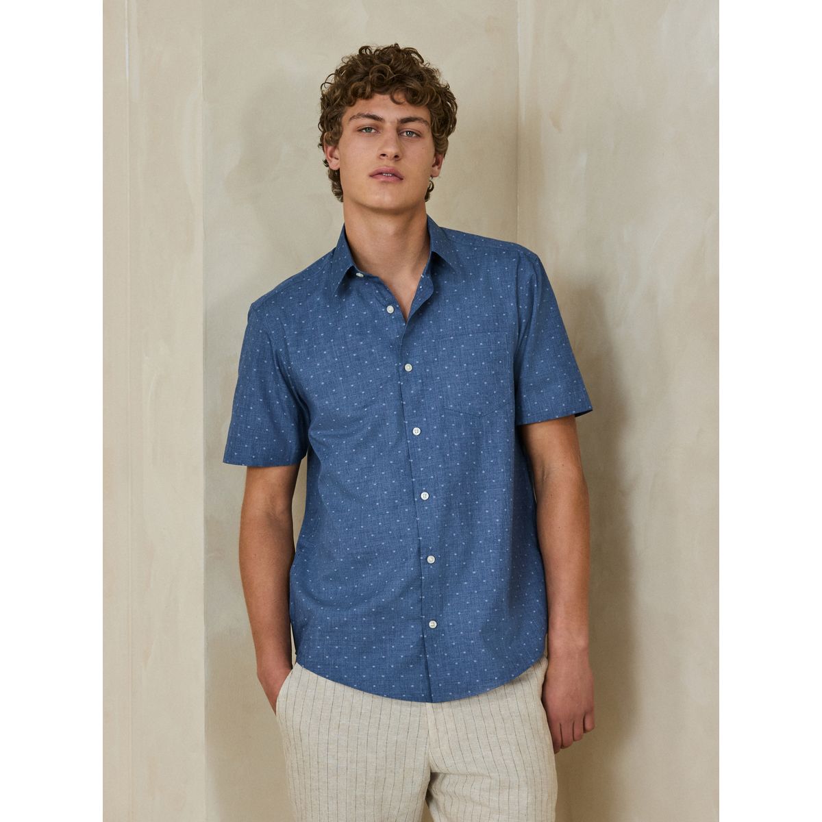Chemise manches courtes en jacquard coupé, NEXT