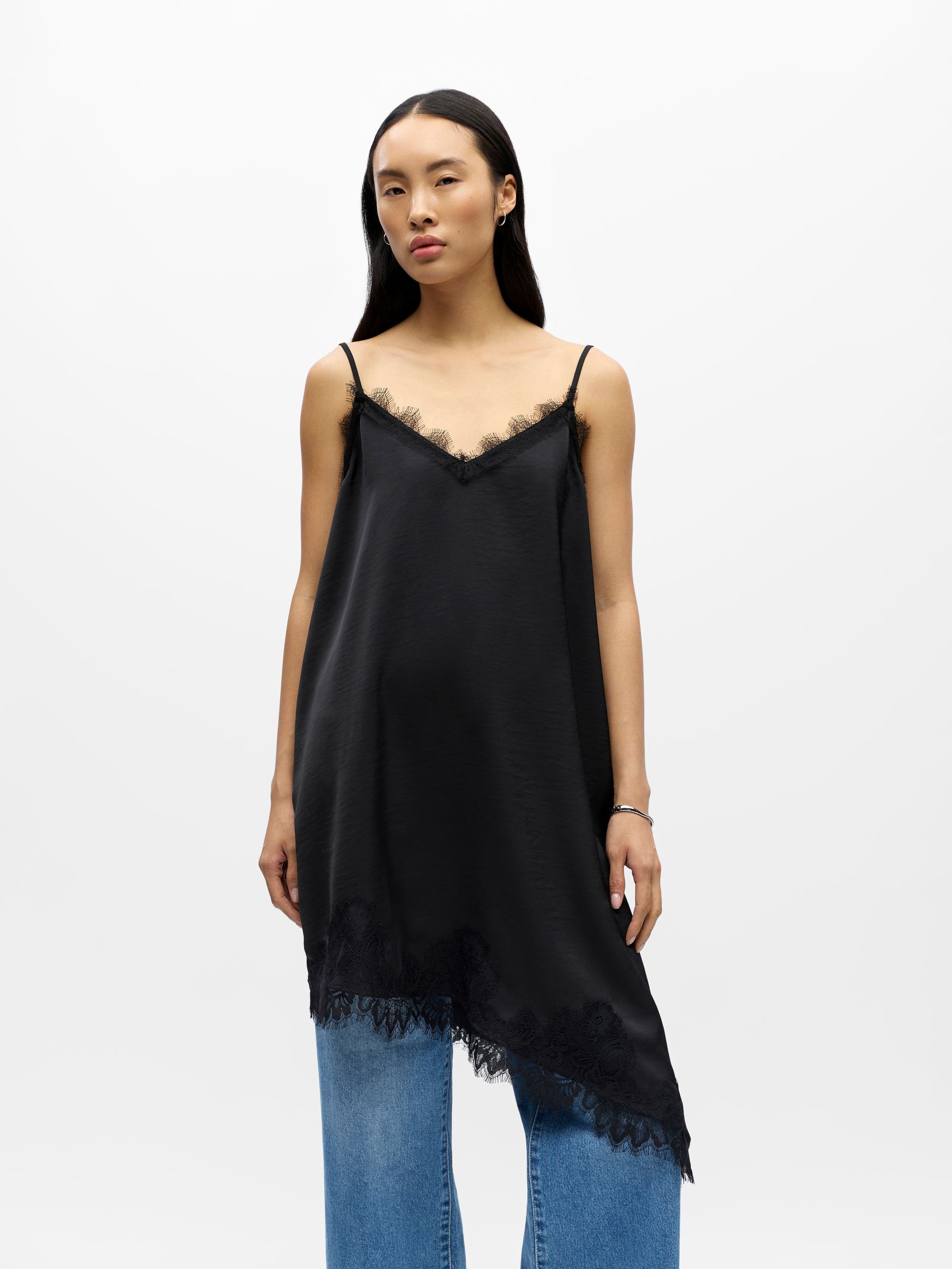Robe Nuisette, OBJECT