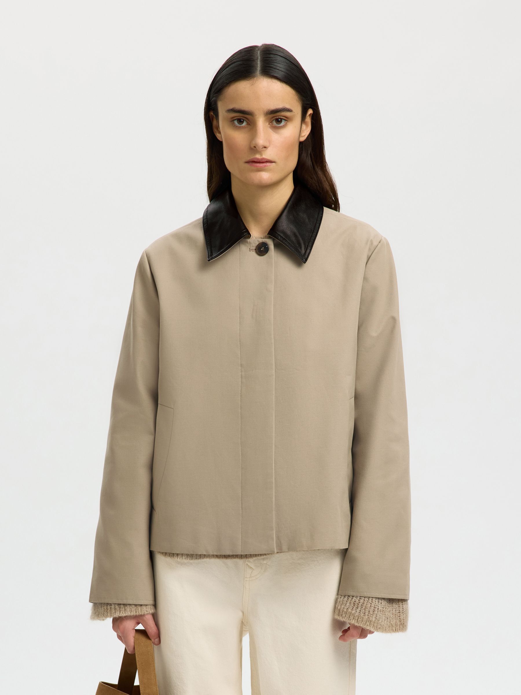 Veste Courte, SELECTED