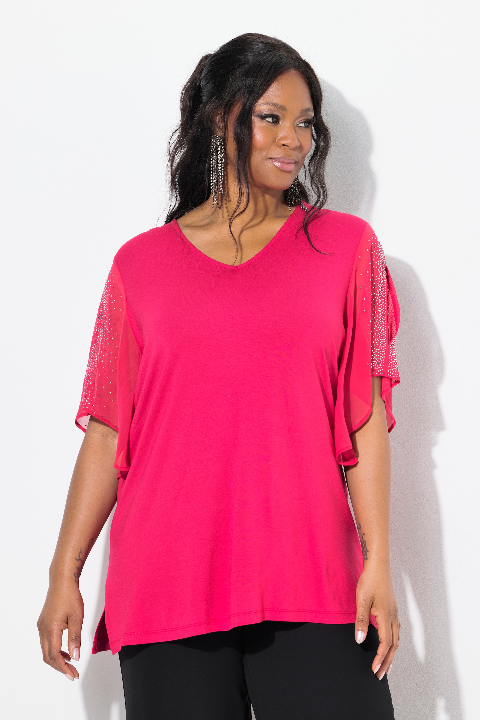 T-shirt à strass. Décolleté en V et manches, ULLA POPKEN