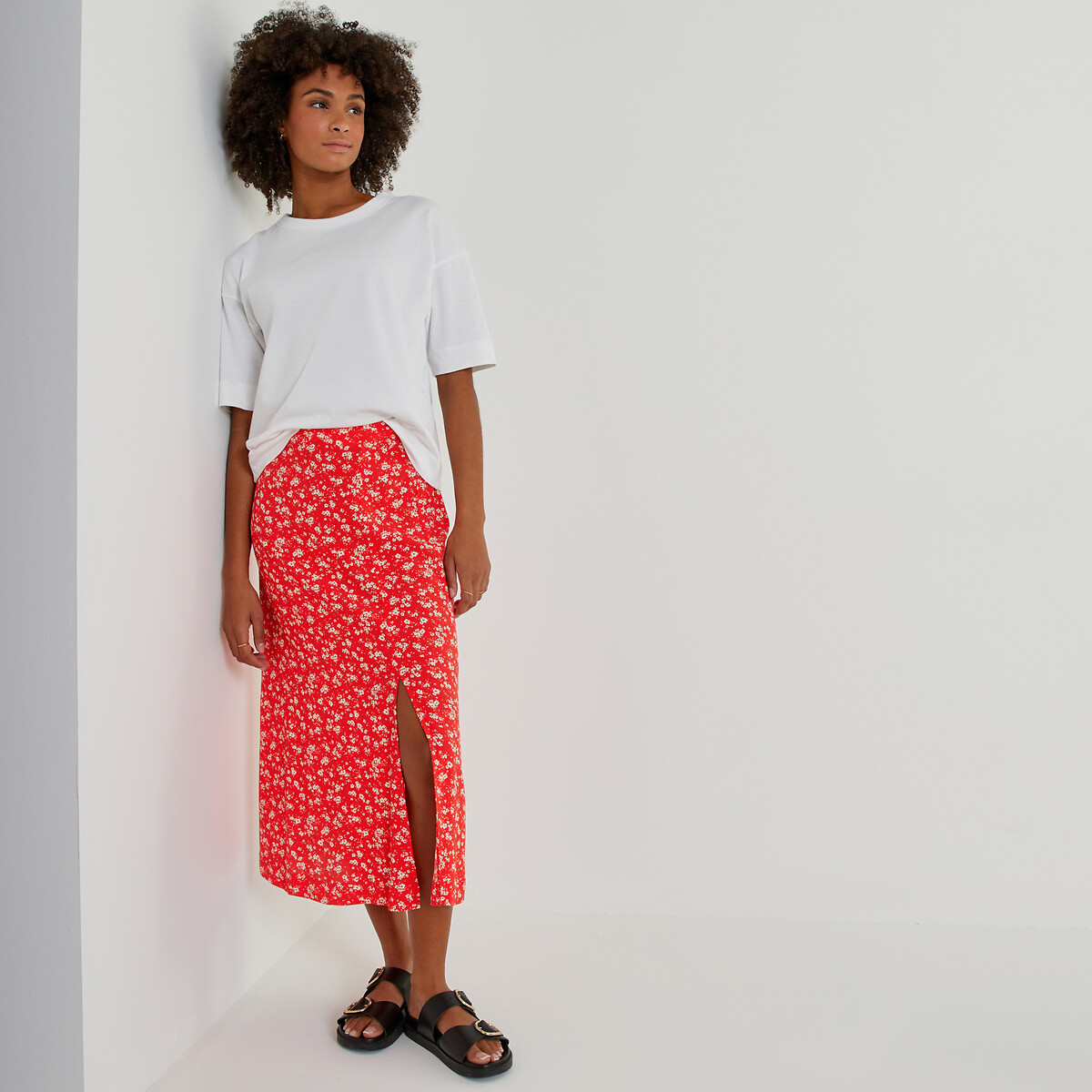 Floral full midaxi skirt with side slit, red flower background, La ...