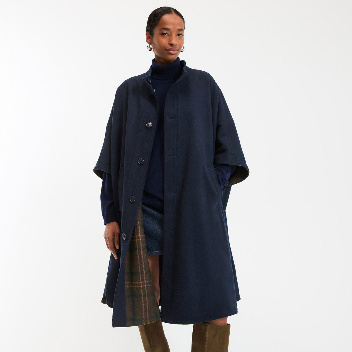 Heve rever cape coat定価5.5万 タグ付✨️Heve rever cape coat Heve rever cape coat定価5.5万 タグ付✨️Heve rever cape coat